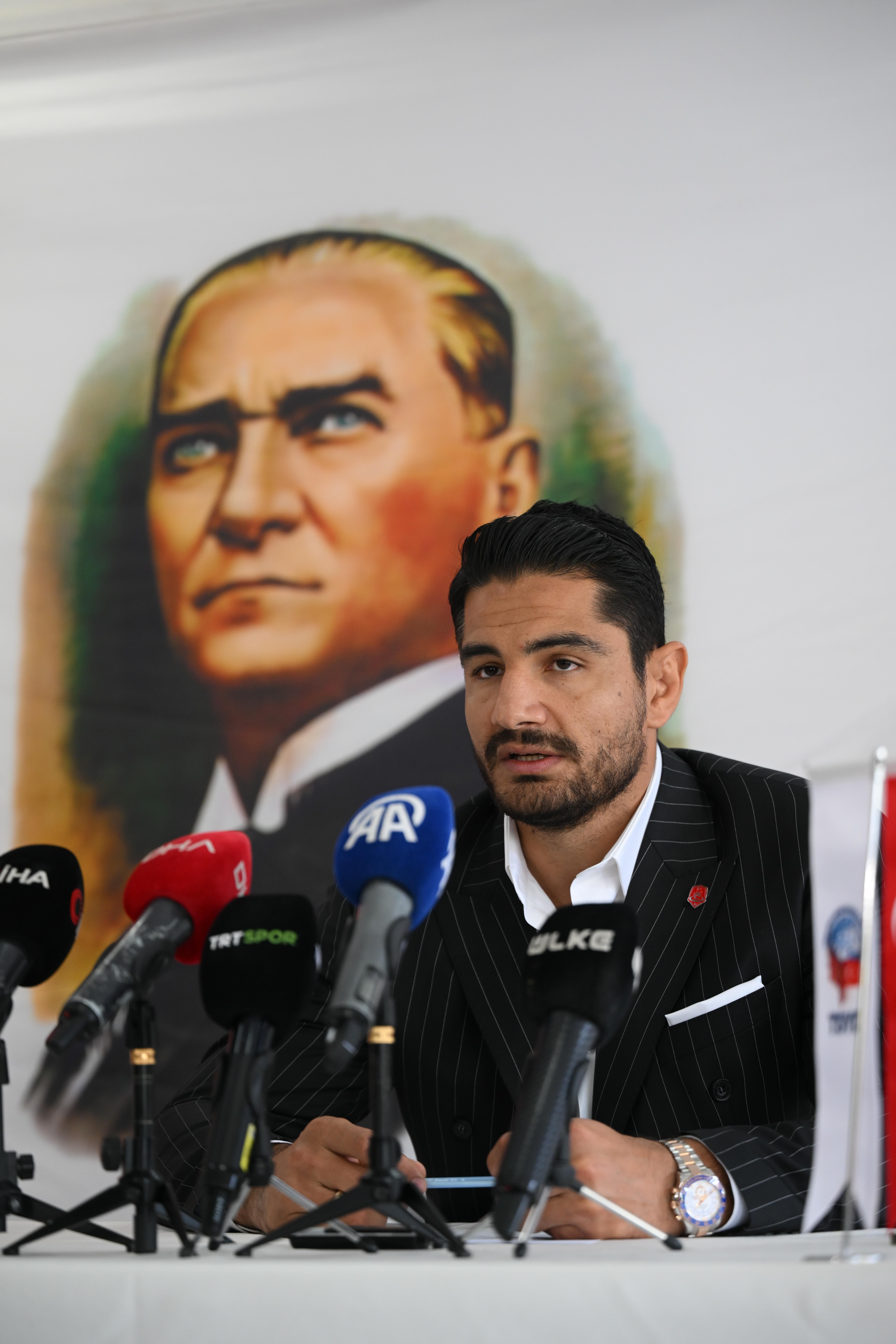 Güreş Federasyonu Başkanı Taha Akgül'ün dünya şampiyonasından beklentisi yüksek değil: