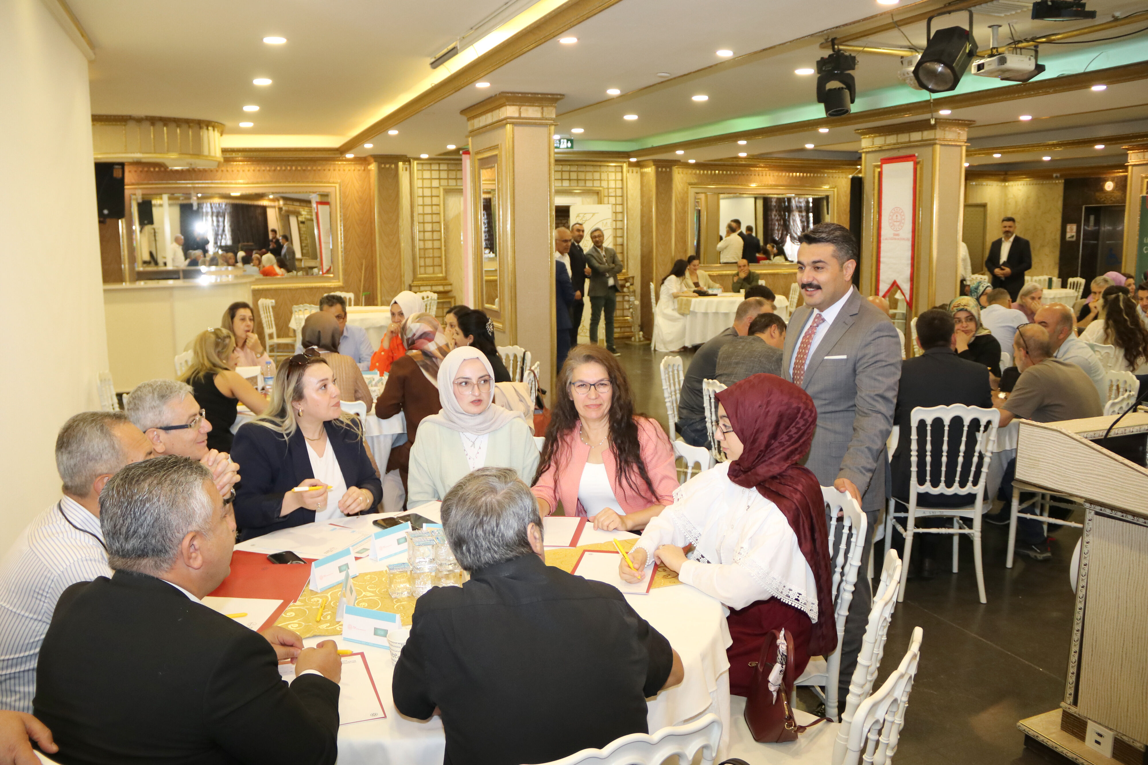 Sivas'ta 'Eğitim Paydaşları Çalıştayı' düzenlendi