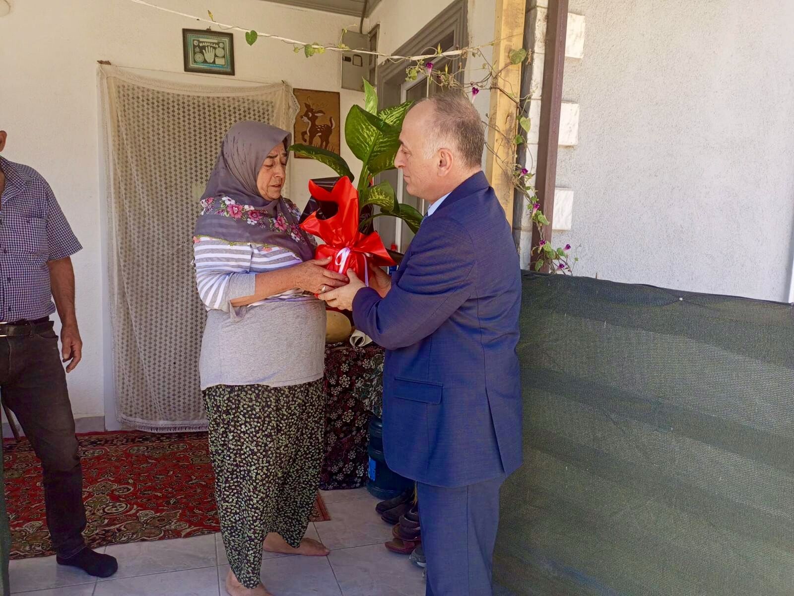 Eskişehir İl Tarım ve Orman Müdürü Çil'den orman şehidi Kocaman'ın ailesini ziyaret
