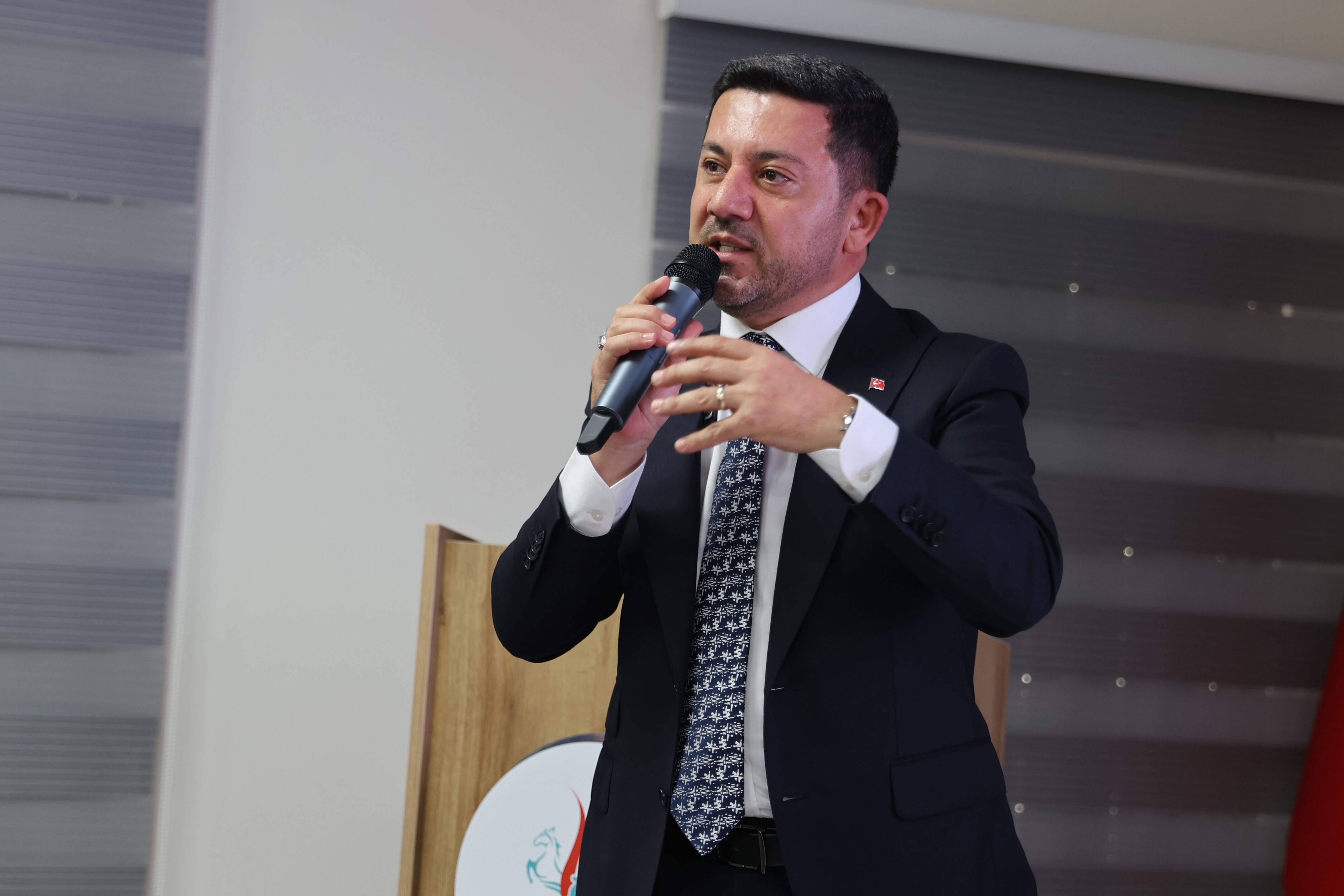 Nevşehir Belediye Başkanı Arı, belediyenin kentteki çalışmalarını değerlendirdi