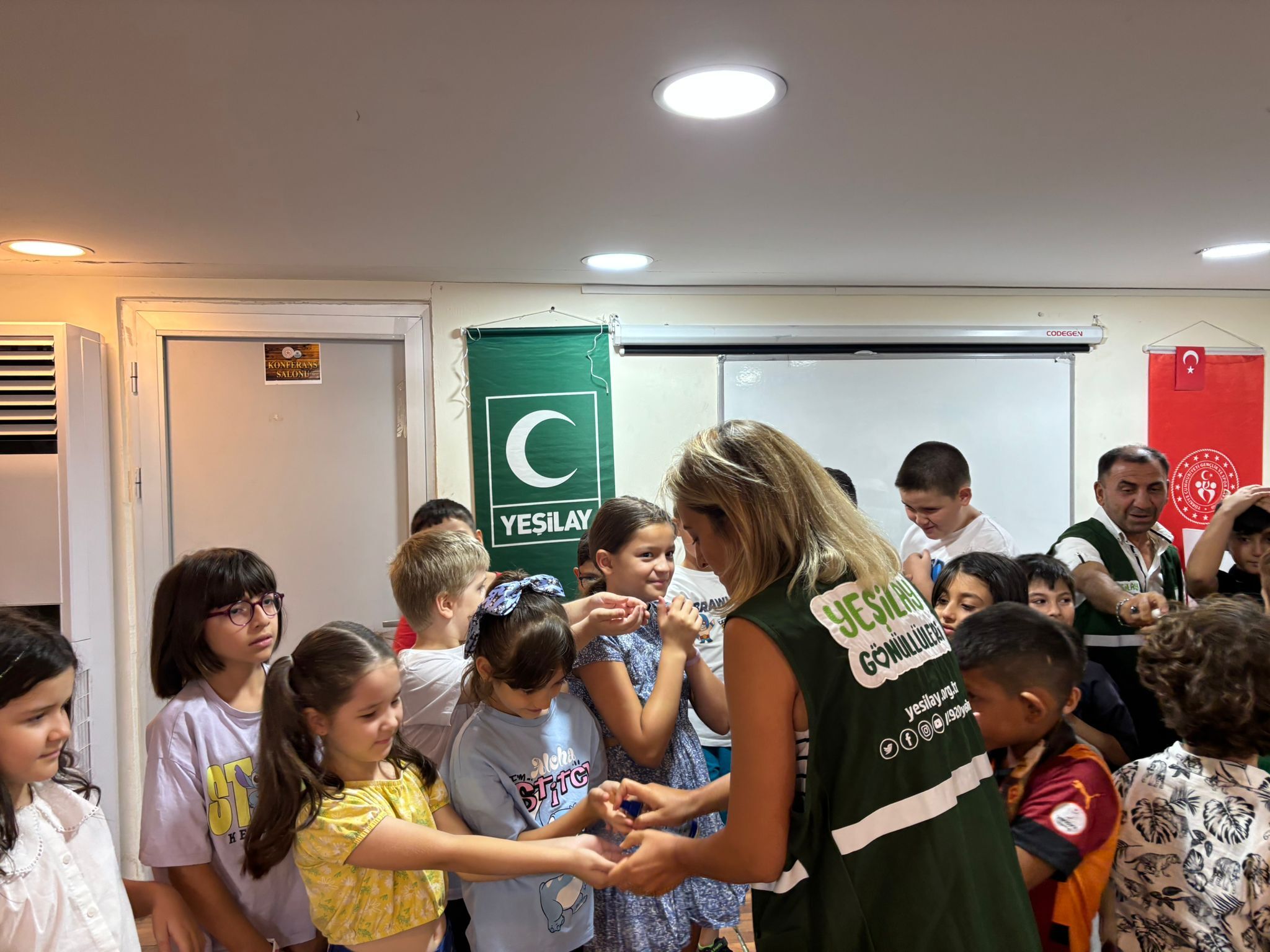 Eskişehir'de 'Yeşilay Yaz Okulu' etkinlikleri başladı