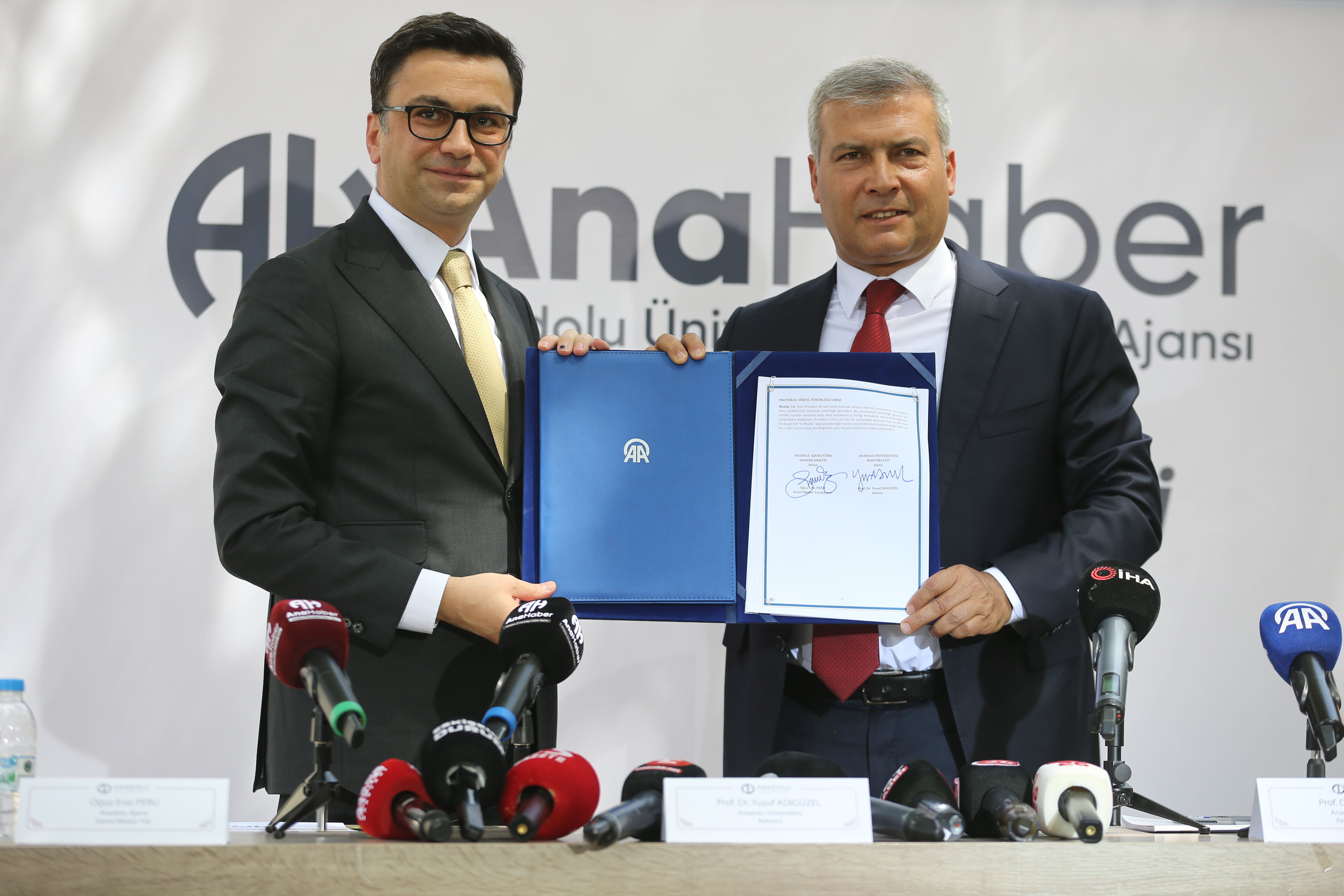 Anadolu Ajansı ile Anadolu Üniversitesi arasında 'AnaHaber' işbirliği protokolü imzalandı
