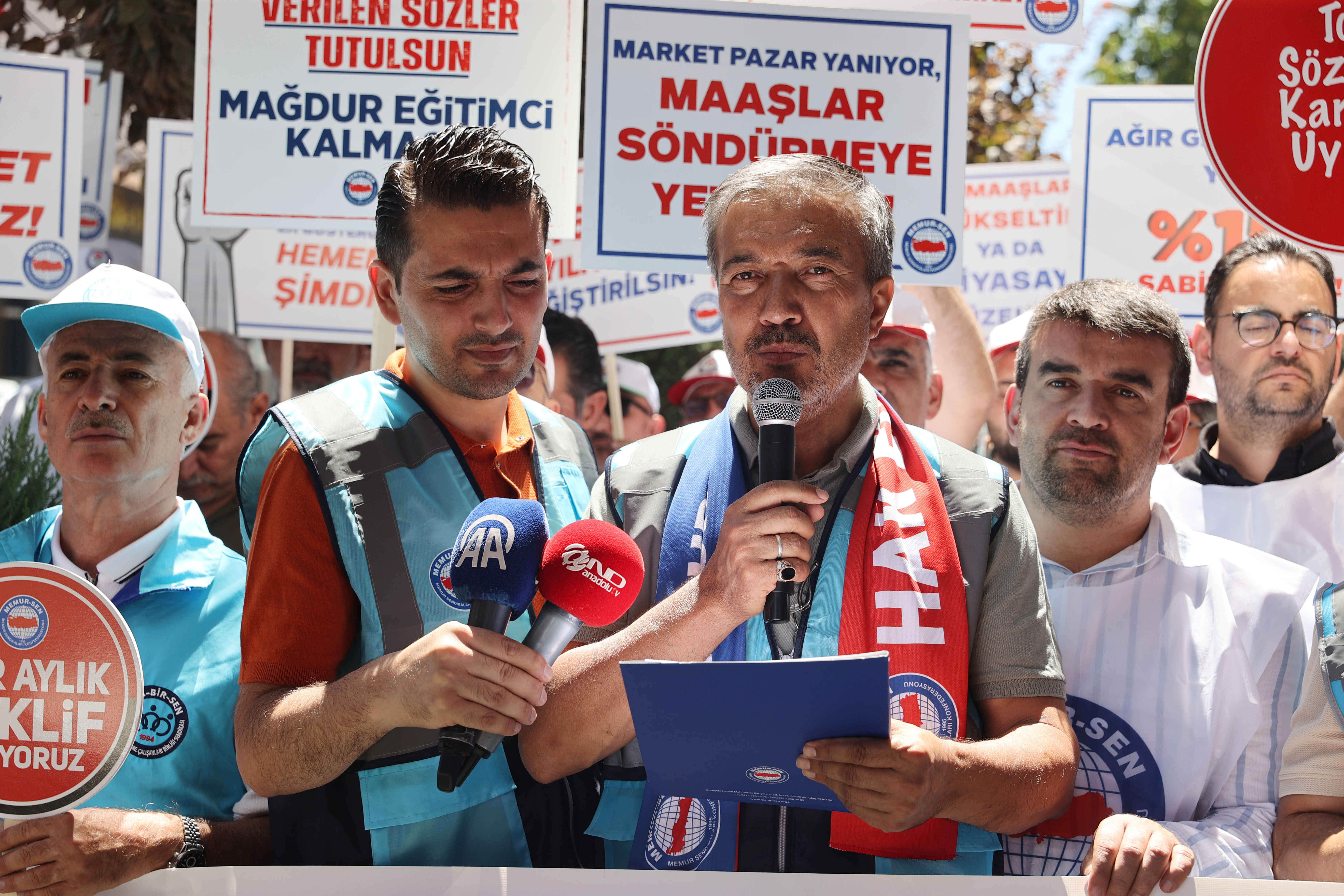 Memur-Sen Nevşehir Şubesinden 8. Dönem Kamu Toplu Sözleşmesine ilişkin basın açıklaması