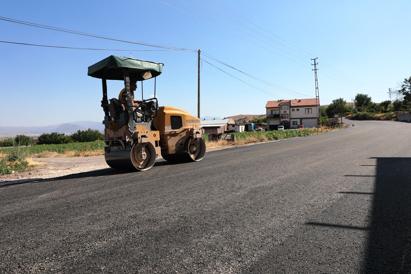 Kocasinan Belediyesi, Vatan ve Kuşcağız mahallelerindeki asfalt çalışmalarını tamamladı