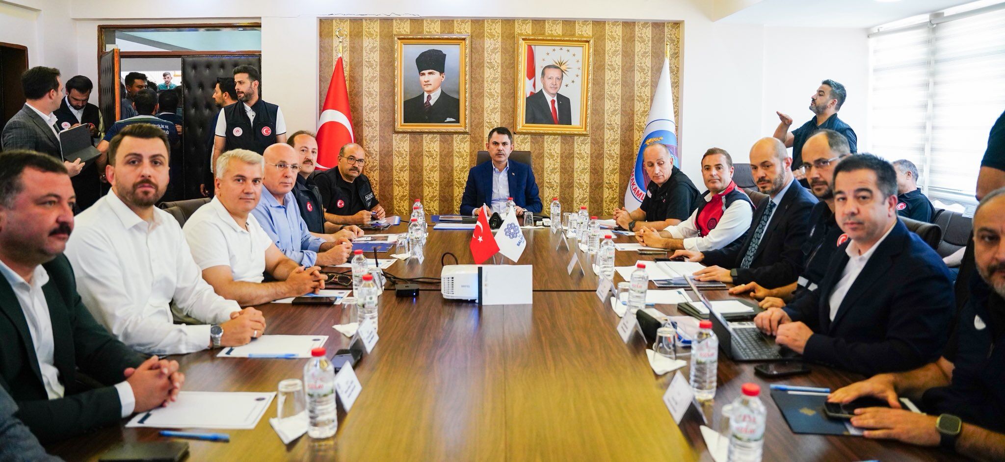 Bakan Kurum, Balıkesir'de İl Koordinasyon Toplantısı'na katıldı