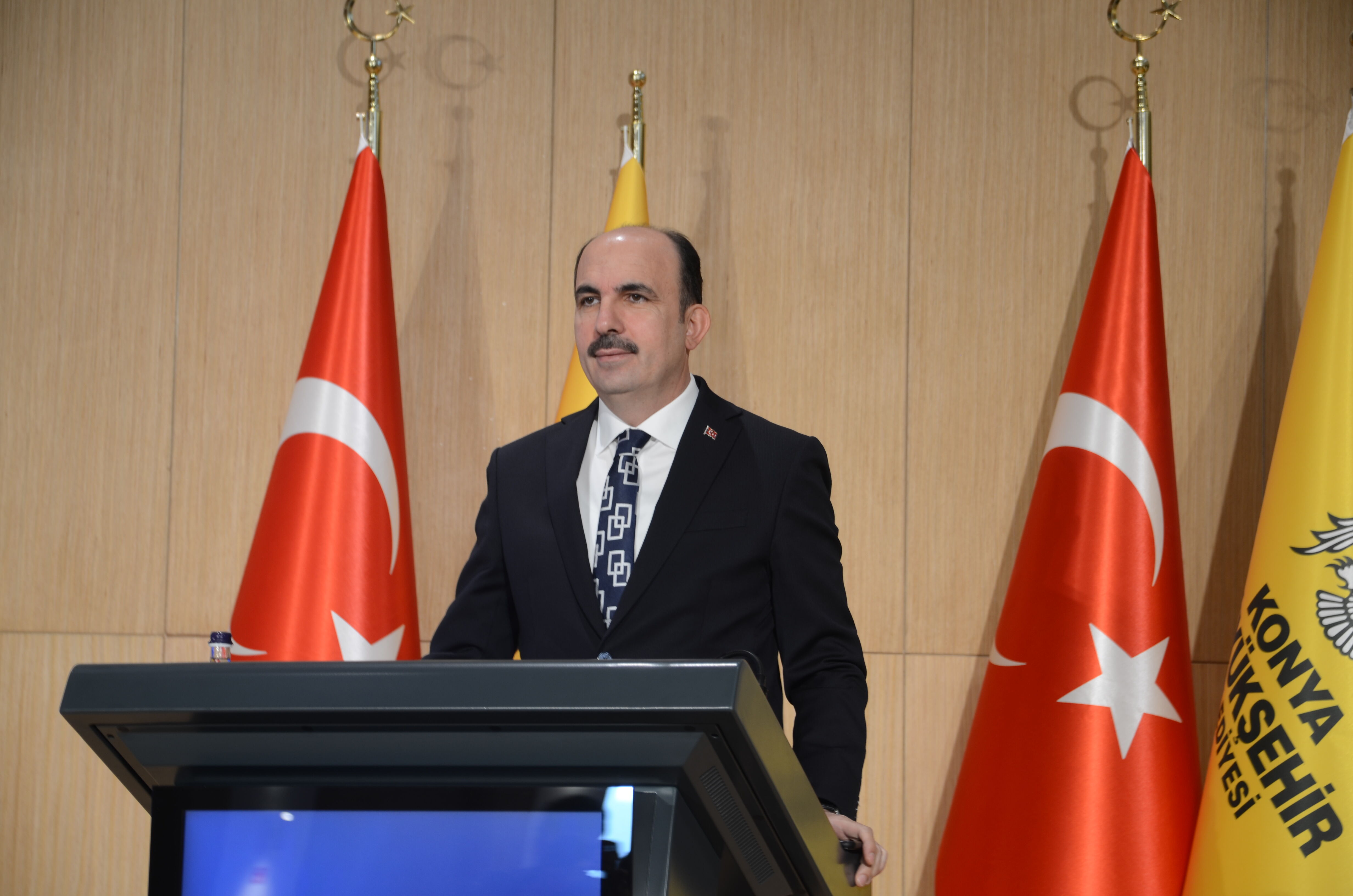 Konya'da Barış Caddesi raylı sistemi inşası başlıyor