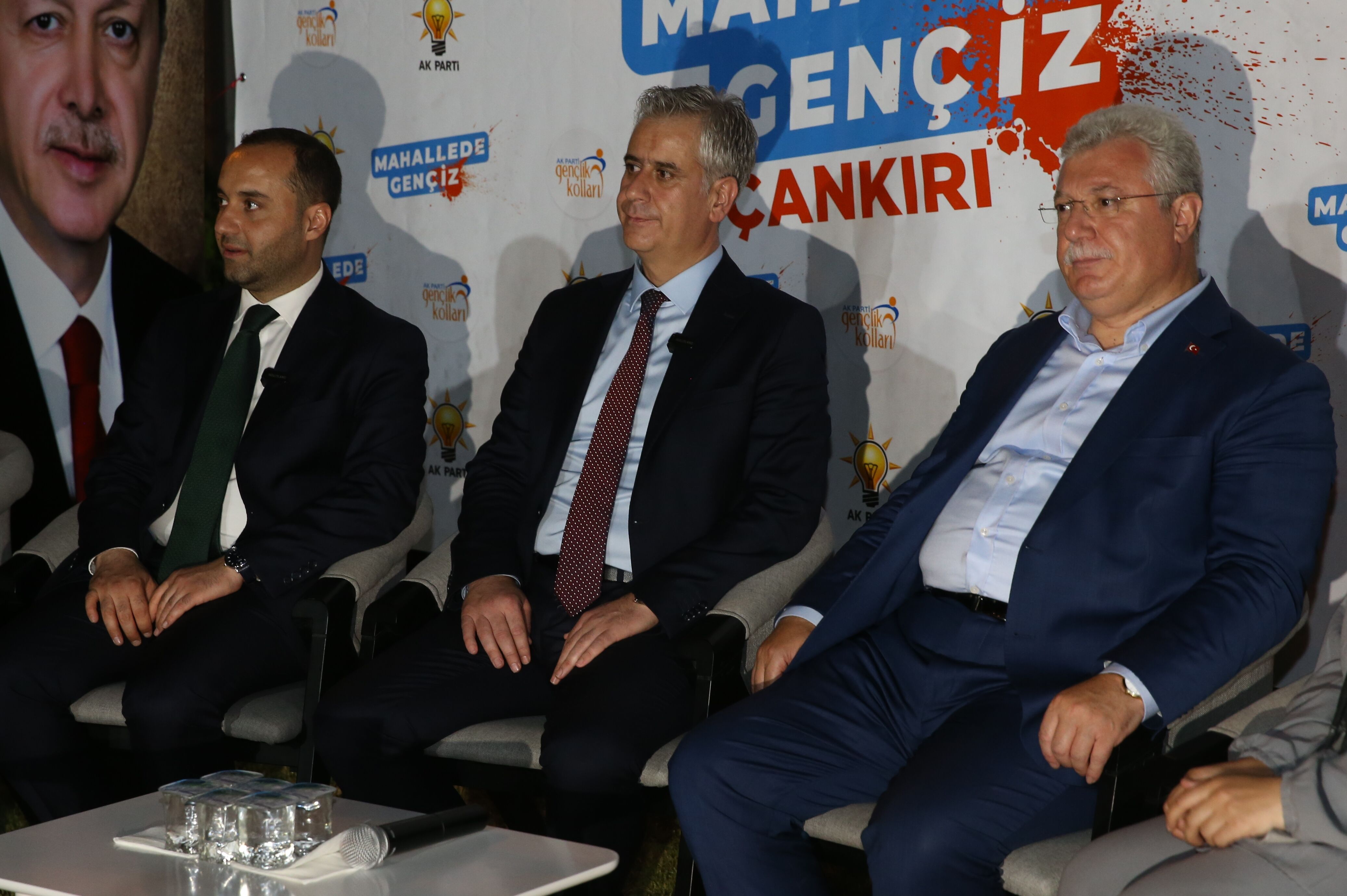 AK Parti Genel Başkan Yardımcısı Yalçın, Çankırı Gençlik Buluşması'nda konuştu: