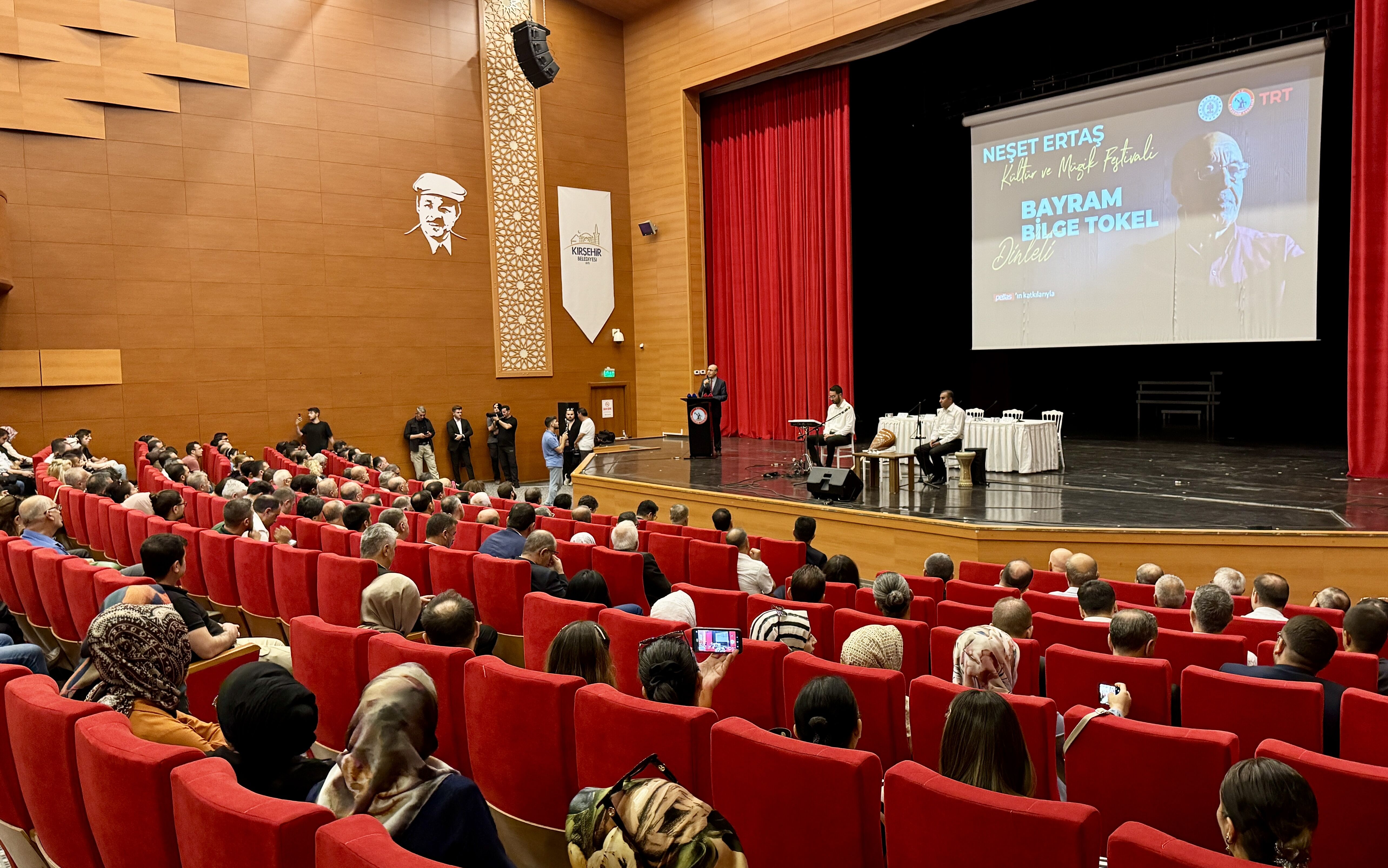 Neşet Ertaş Kültür ve Müzik Festivali Kırşehir'de başladı