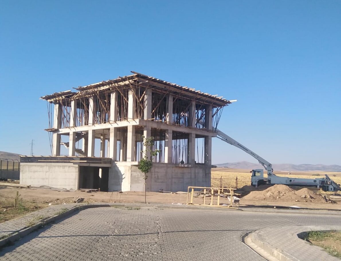 Kırşehir Adalet Camisi'nin yüzde 60'ı tamamlandı