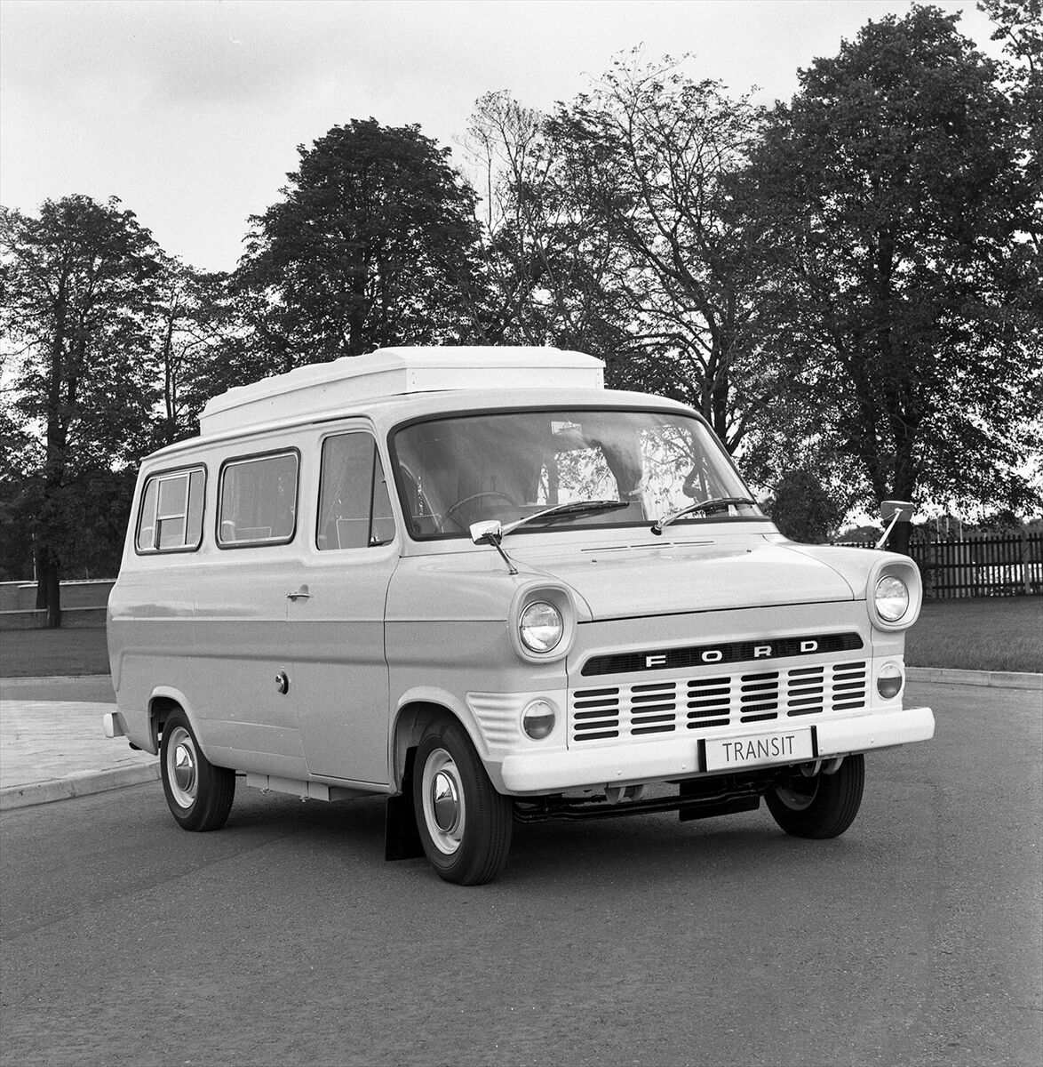 Ford Transit 60 yaşına girdi
