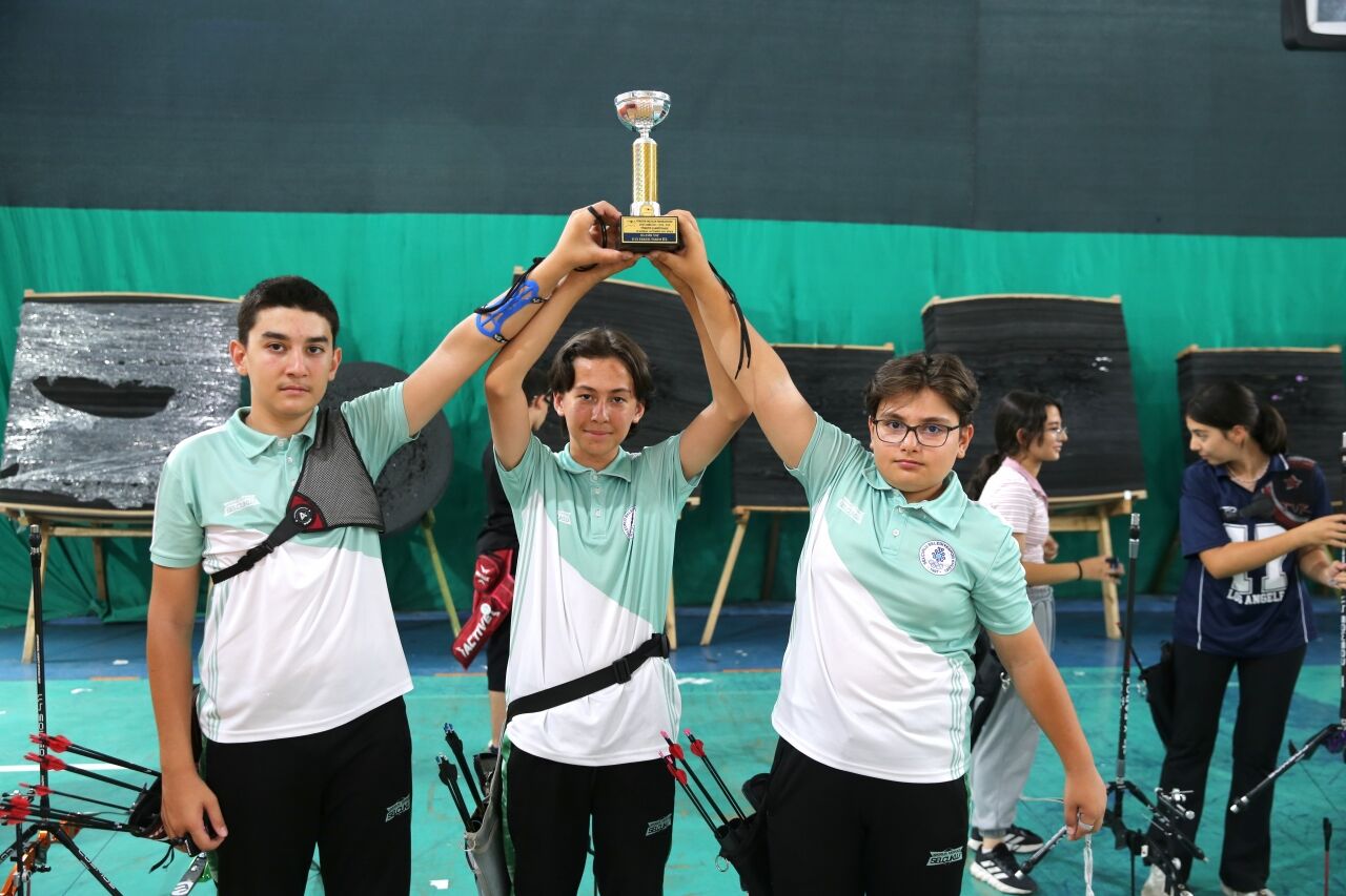 Okçulukta geleceğin sporcuları Konya'da yetişiyor