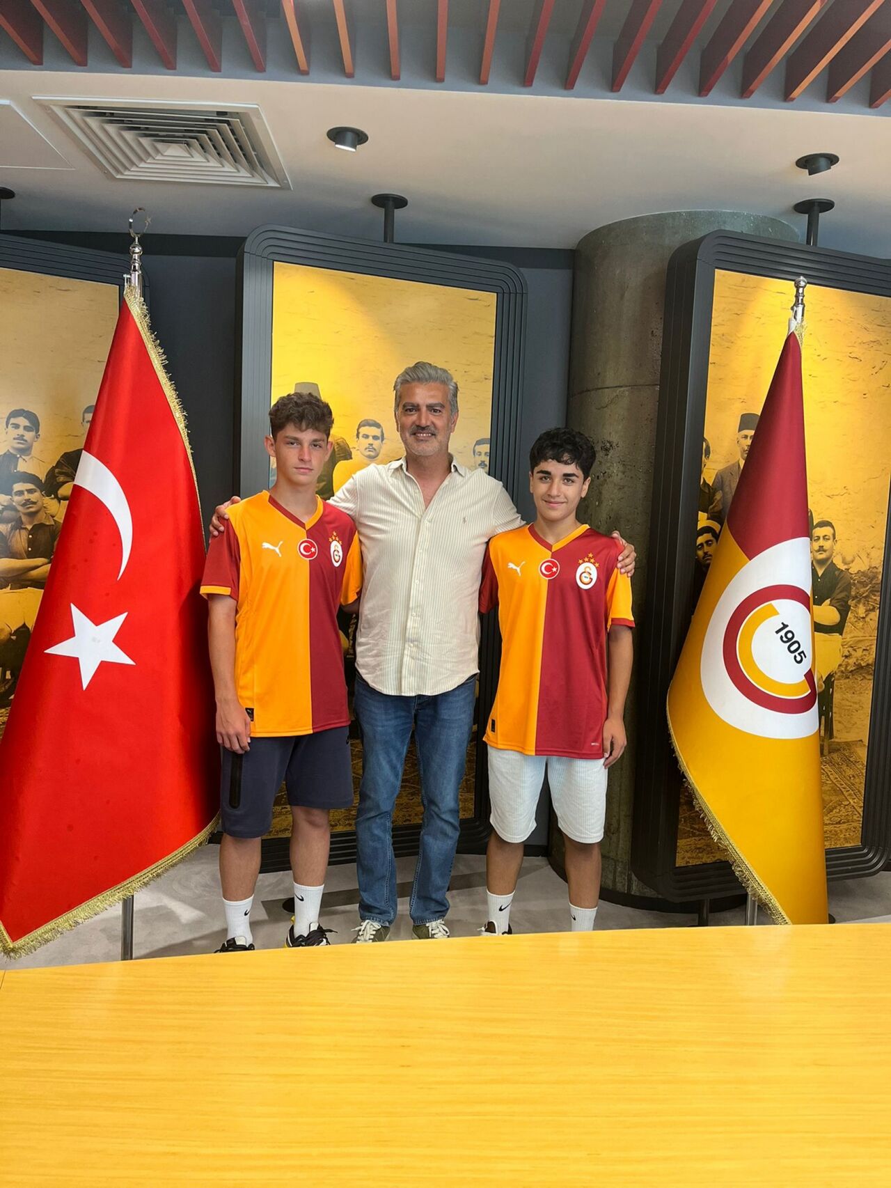 Talas Belediyespordan 3 futbolcu Galatasaray ve Trabzonspor'a transfer oldu