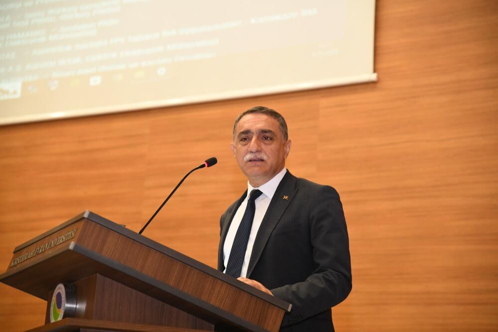KAEÜ Rektörü Karahocagil, YKS'yi kazanan öğrencileri Kırşehir'e davet etti