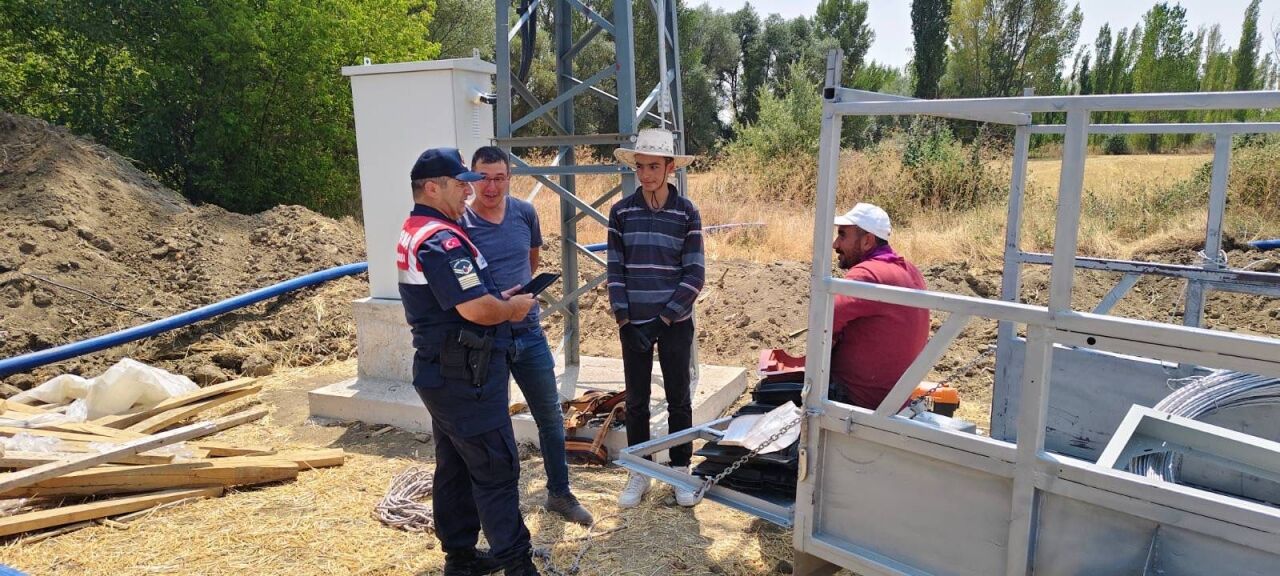 Yozgat'ta jandarma vatandaşları yangınlara karşı uyardı