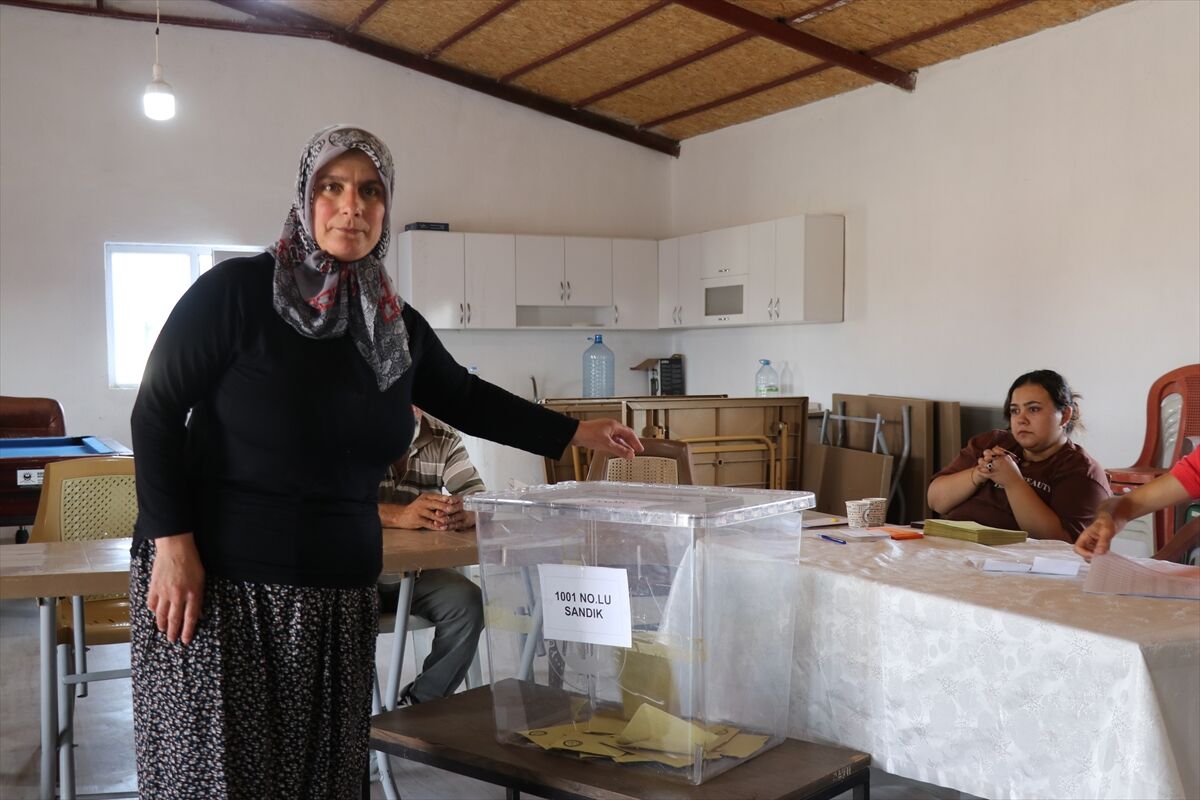 Yozgat'ta Eskiören köyünün mahalle olması için halk oylaması yapılıyor