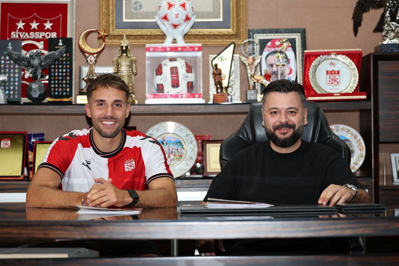 Sivasspor, Okan Erdoğan'ı transfer etti