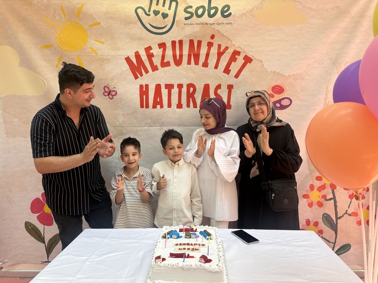 Otizmli Rüzgar'ın yüzü aldığı eğitim sayesinde daha fazla gülmeye başladı