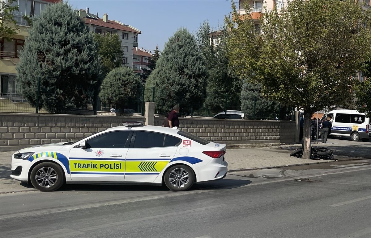 Konya'da motosikletin bisiklete çarptığı kazada 2 kişi hayatını kaybetti