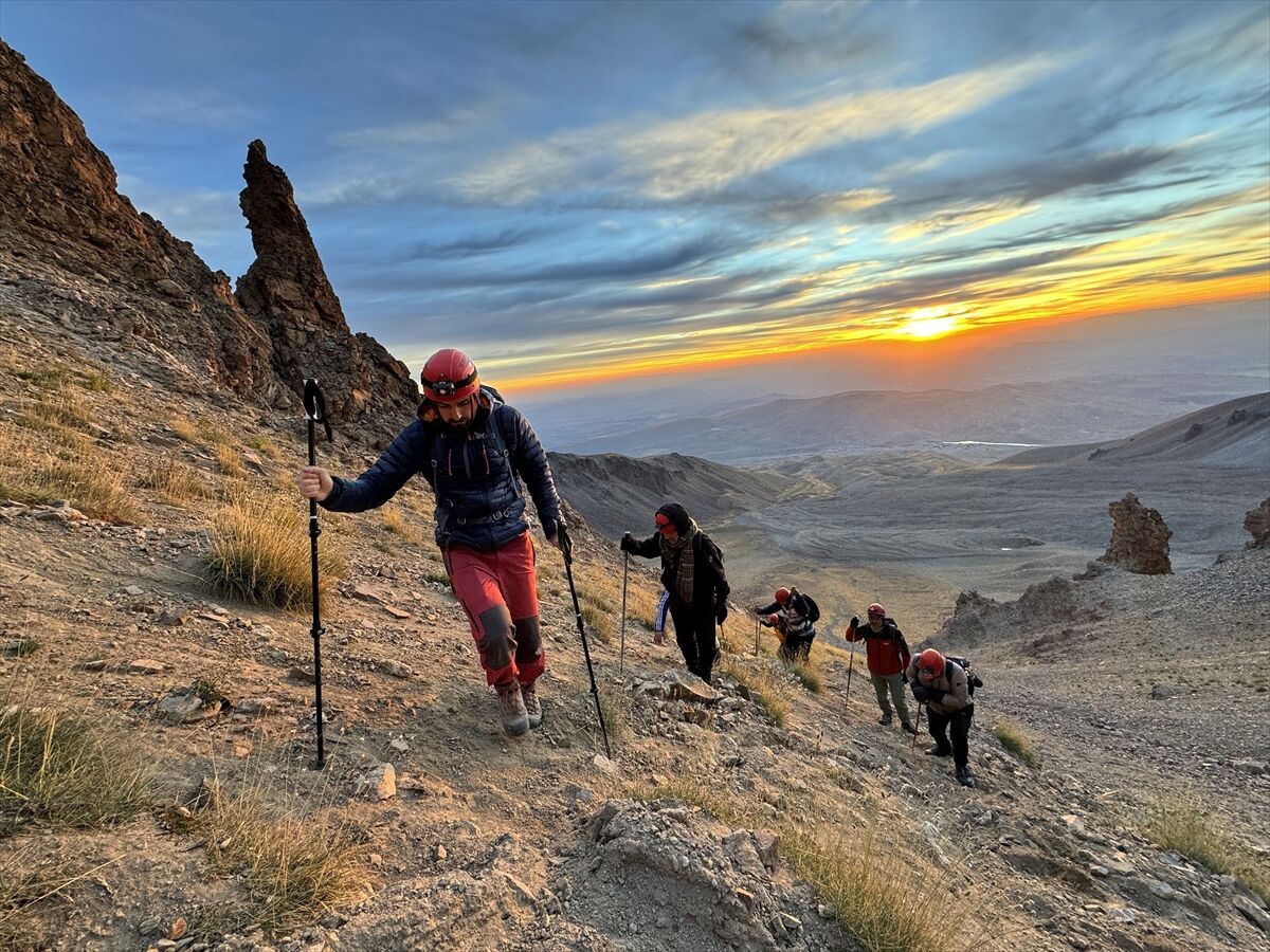 Erciyes AŞ, doğaseverleri zirveye taşıyor