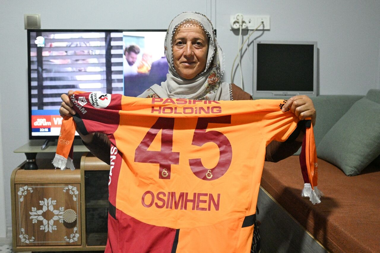 Osimhen'in dönüşü Kayserili Neslihan teyzeyi çok sevindirdi