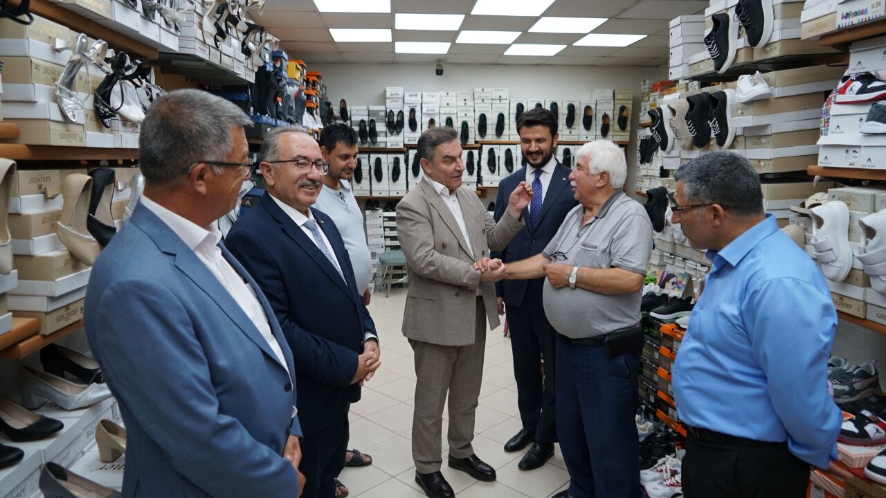 AK Parti MKYK Üyesi Avşar, Polatlı'da İlçe Danışma Toplantısı'na katıldı