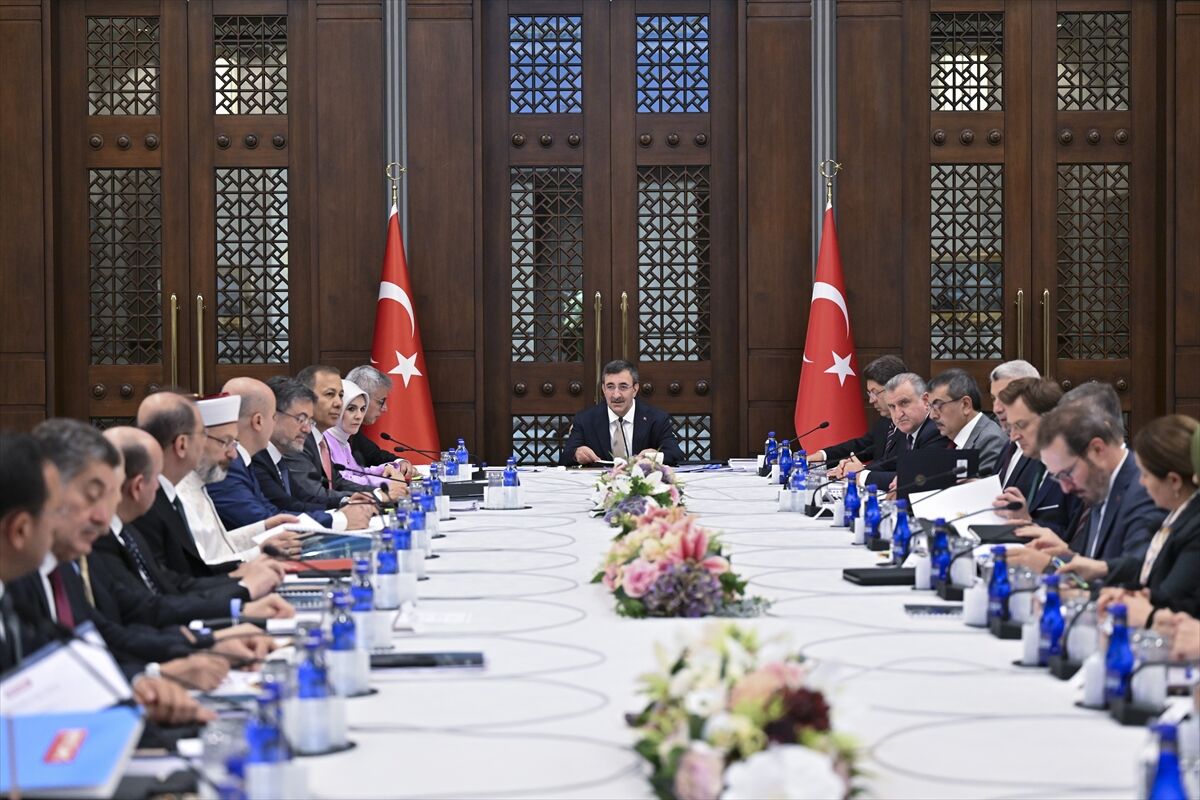 Cumhurbaşkanı Yardımcısı Yılmaz, Bağımlılıkla Mücadele Yüksek Kurulu Toplantısı'nda konuştu: