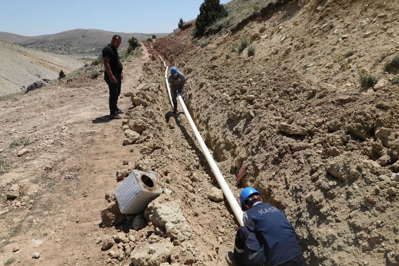 Büyükşehir Belediyesi, Sarız'a 5 milyon 742 bin liralık içme suyu yatırımı yaptı