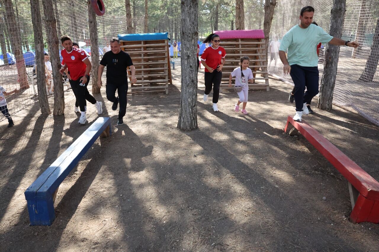 Sarımsaklı Barajı'nda düzenlenen doğa kampına vatandaşlar ilgi gösterdi