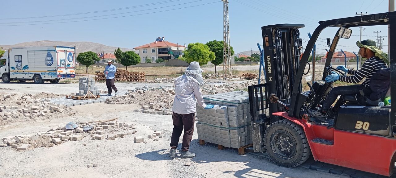 Yunak'ta selin yaraları sarılıyor