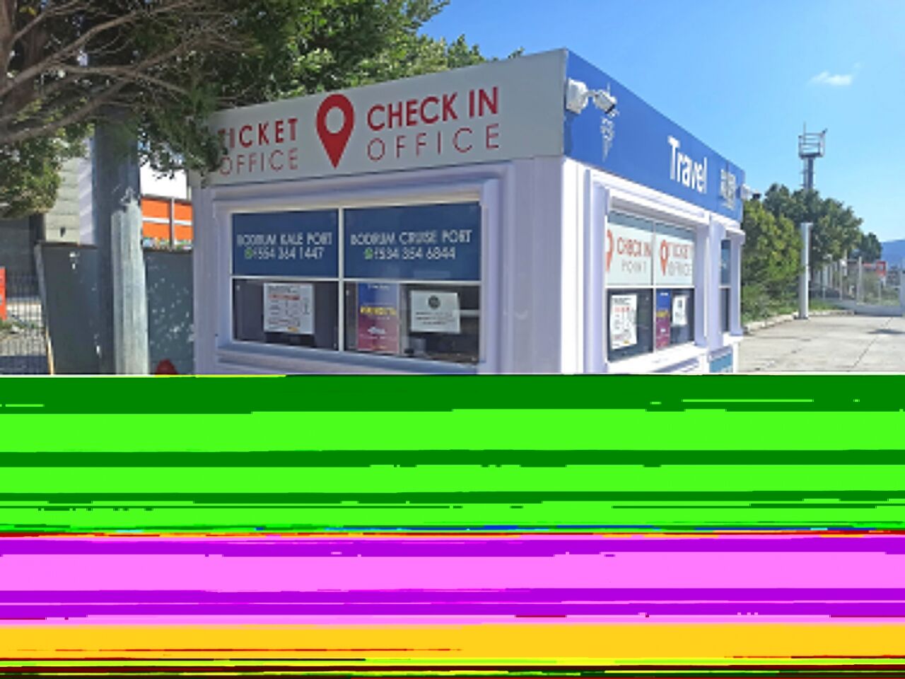 Karmod'un mobil kabinleri acentelerce bilet satış kabini olarak kullanılıyor