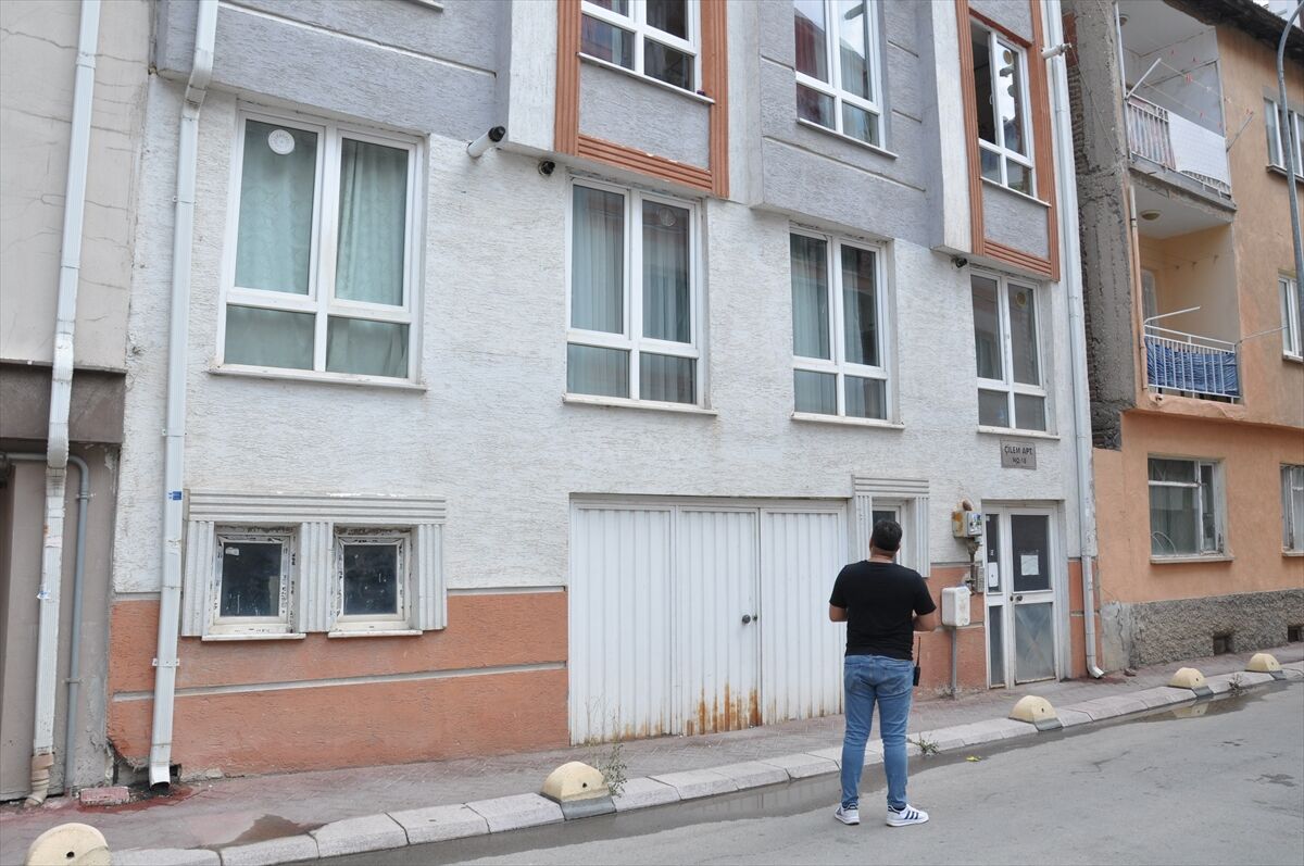 GÜNCELLEME - Eskişehir'de eski kız arkadaşını öldürdüğü öne sürülen şüpheli tutuklandı