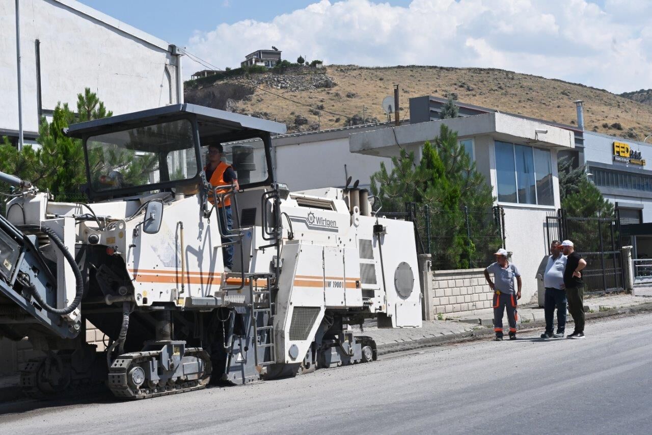 Kayseri OSB'de bu yıl 11 kilometre yol asfaltlanacak