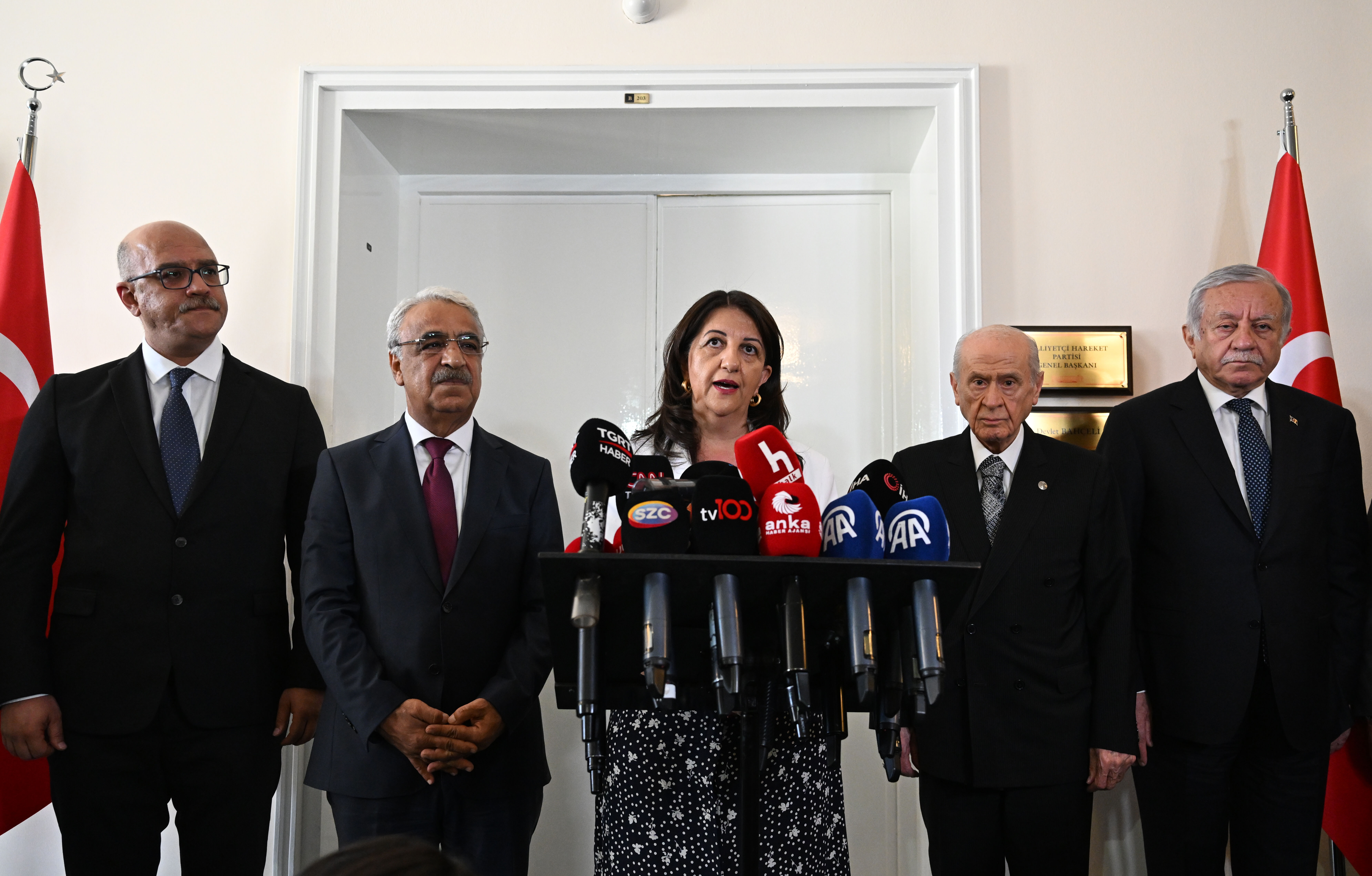 MHP Genel Başkanı Bahçeli, DEM Parti heyetini kabul etti