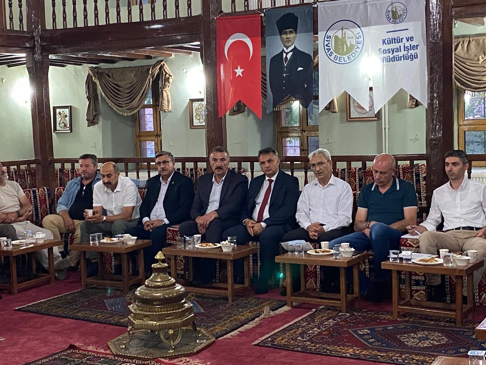 Yıldızeli'nde istişare toplantısı düzenledi