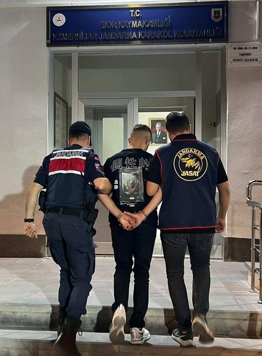 Niğde'de hakkında 20 yıl 6 ay 29 gün hapis cezası bulunan hükümlü yakalandı