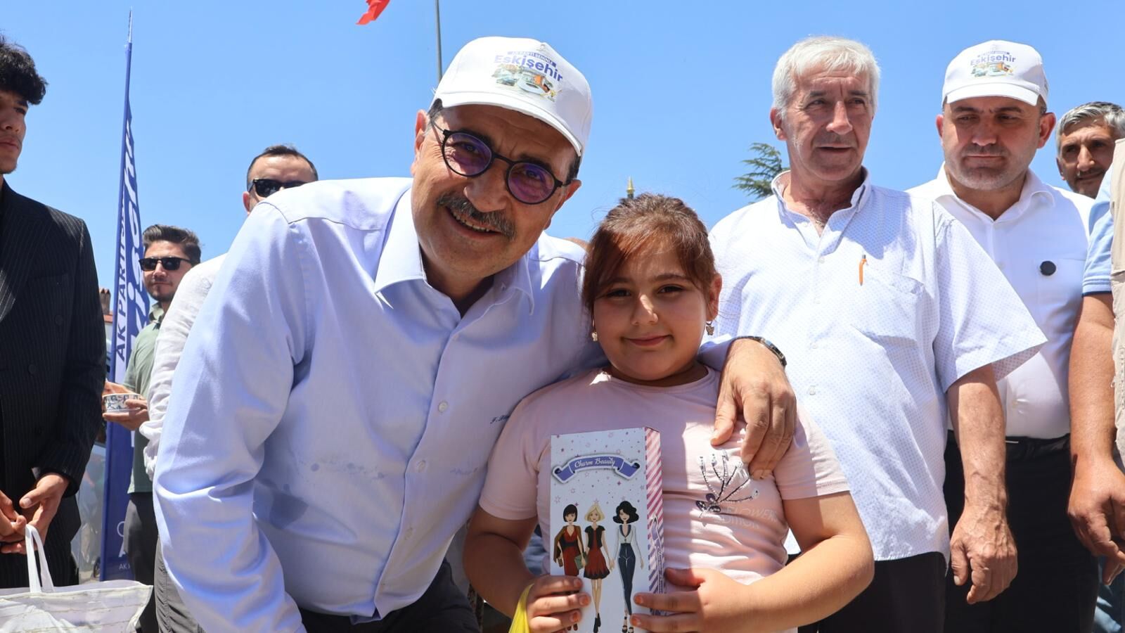 AK Parti Milletvekili Dönmez'den Seyitgazi ilçesine ziyaret
