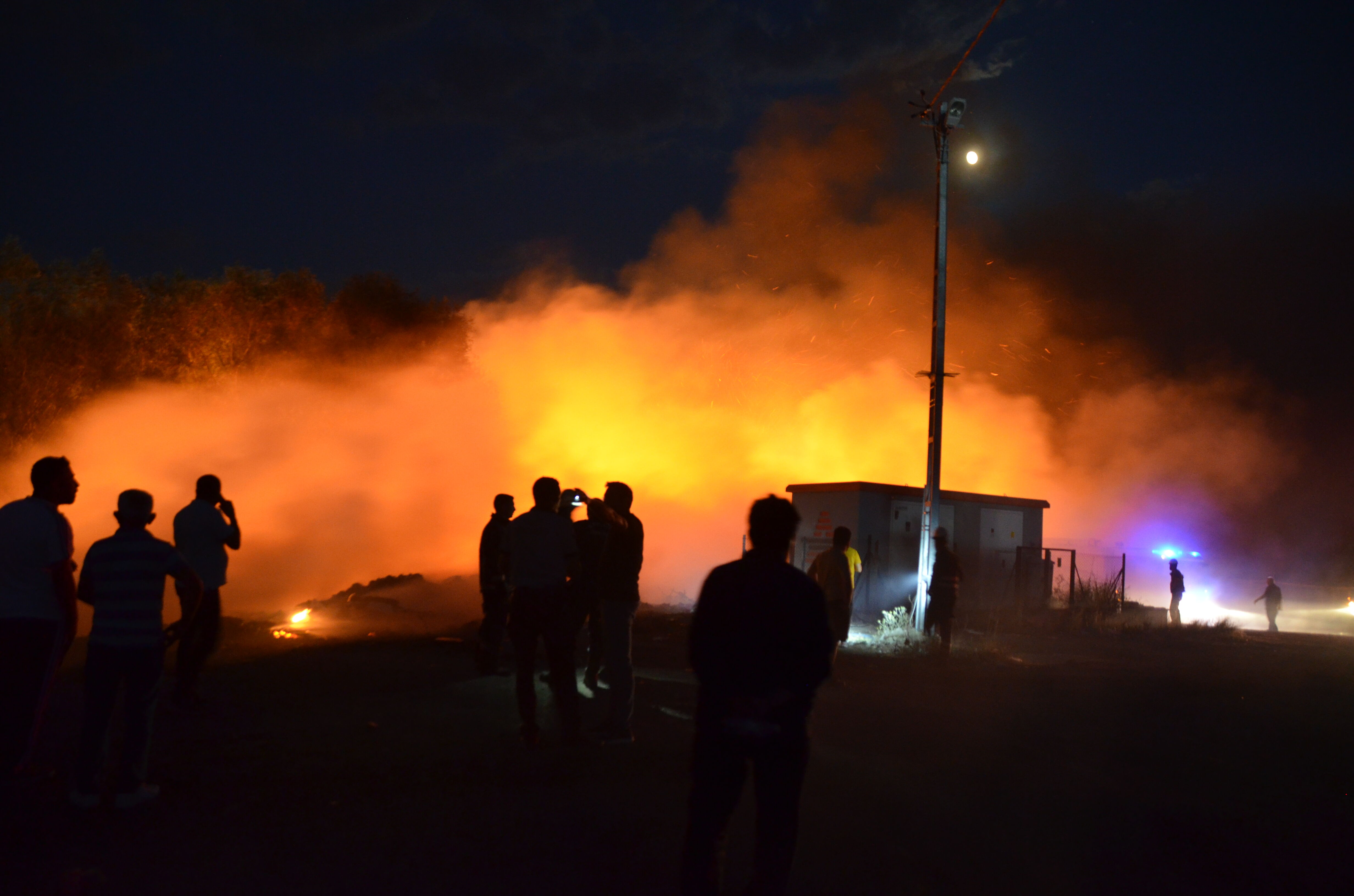 Ankara'da eski çöp dökme sahasında çıkan yangın söndürüldü