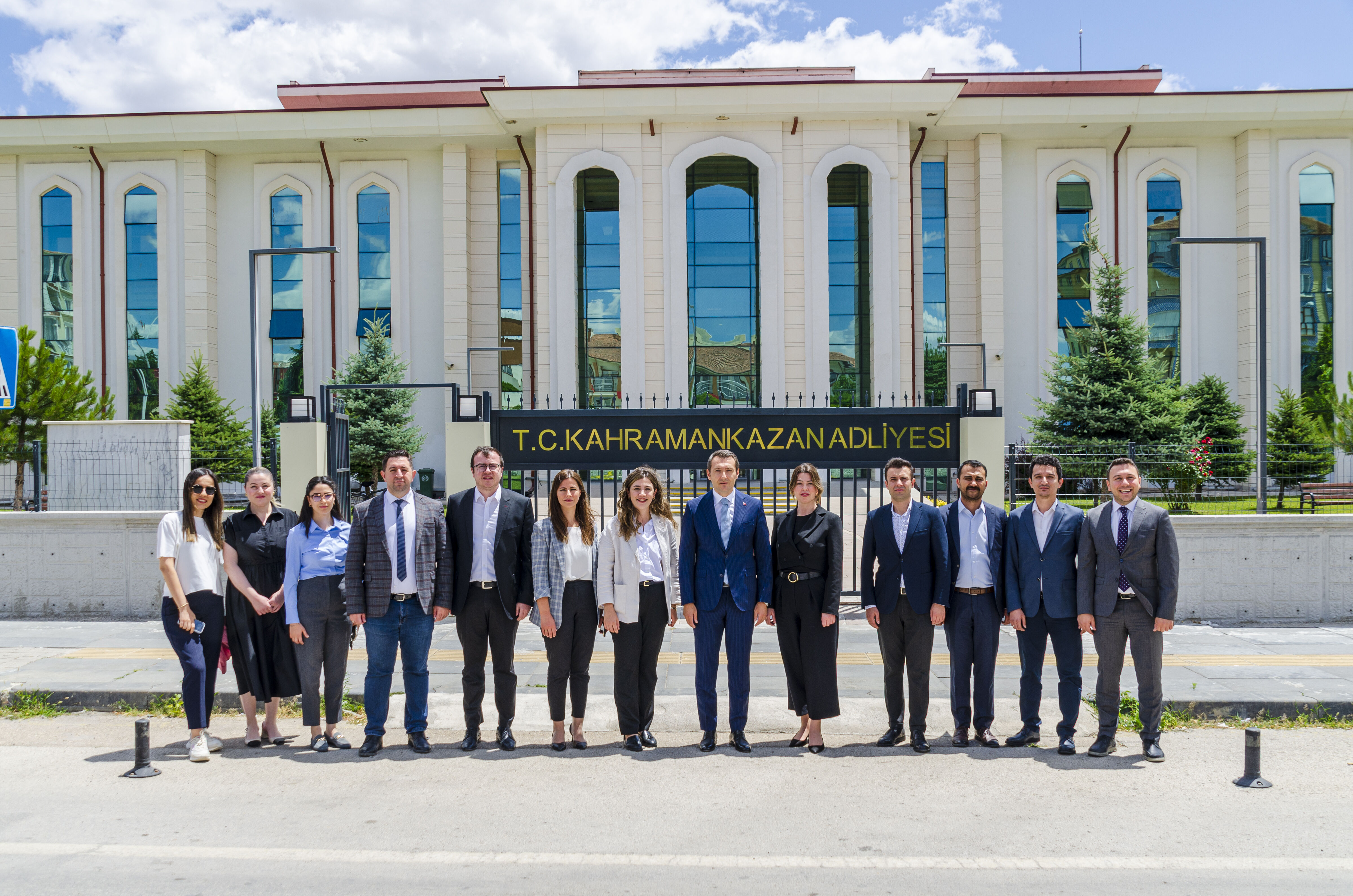 Kahramankazan'da görev yeri değişen hakim ve savcılar için veda töreni düzenlendi