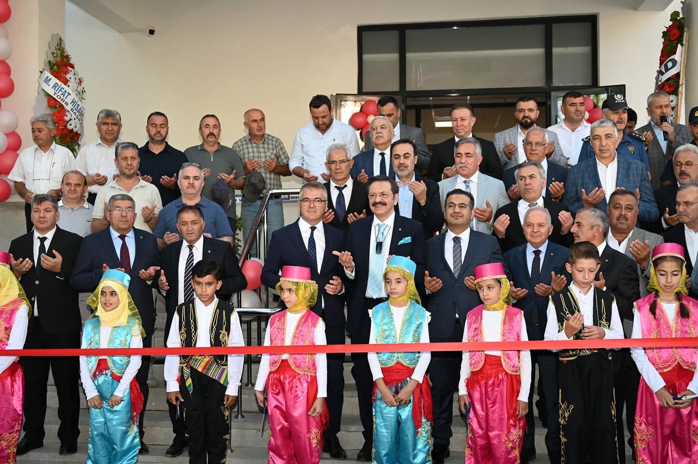 TOBB Başkanı Hisarcıklıoğlu, Seydişehir TOBB Cumhuriyet İlkokulu'nun açılışına katıldı