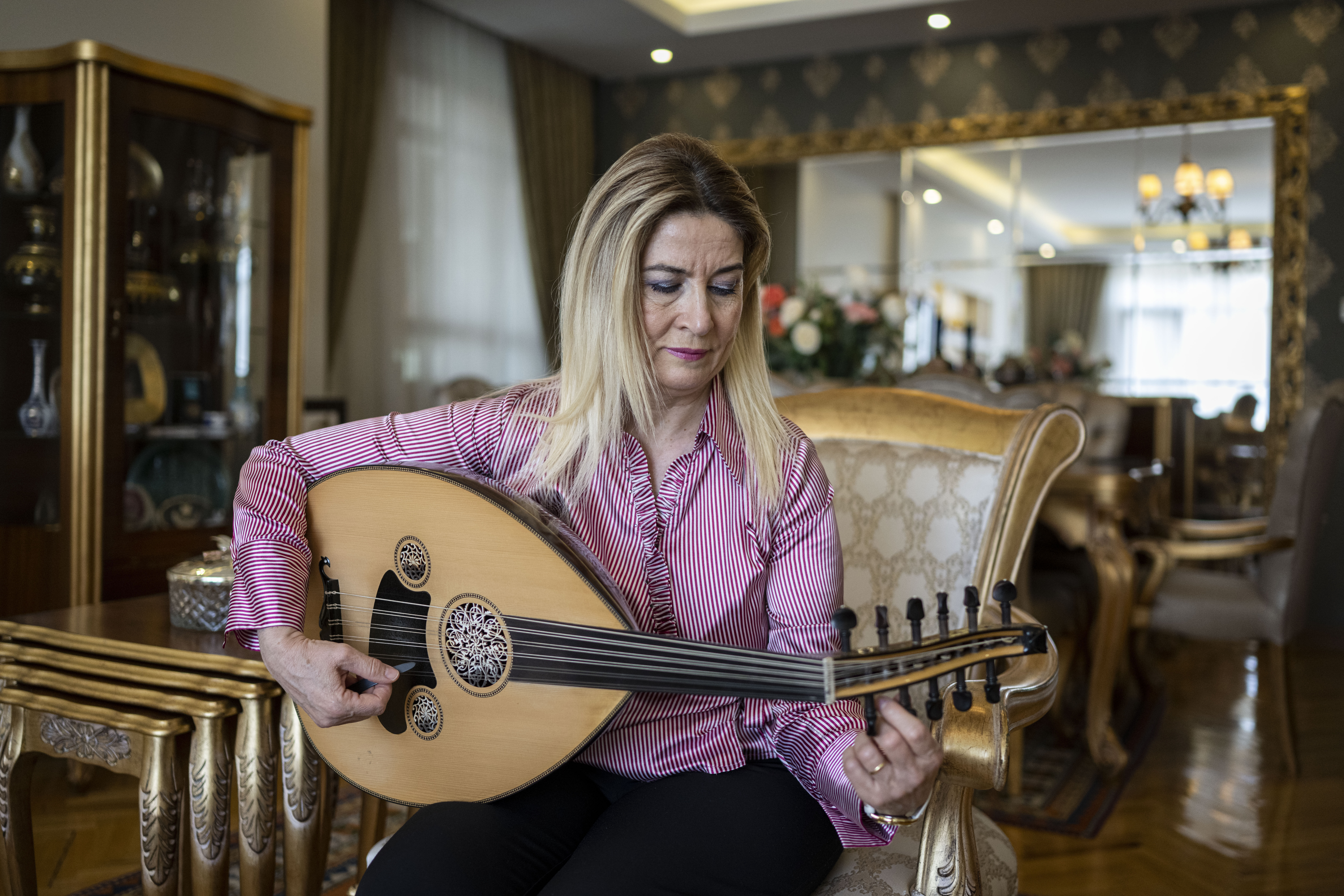 Türk musikisinde 'genç sanatçılar ve bestecilerin yetiştirilmesi' çağrısı