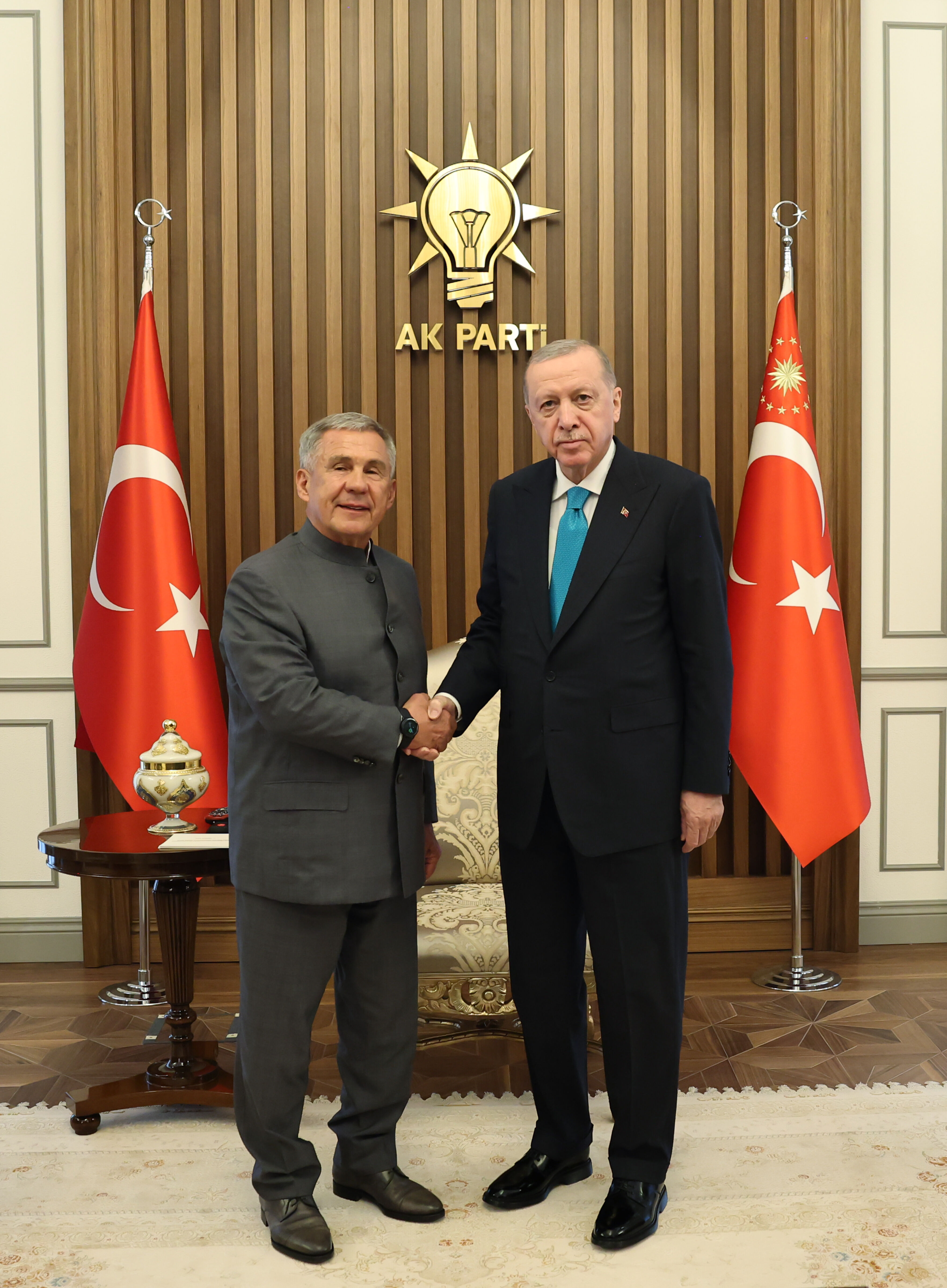 Cumhurbaşkanı Erdoğan, Tataristan Cumhuriyeti Reisi Minnihanov'u kabul etti