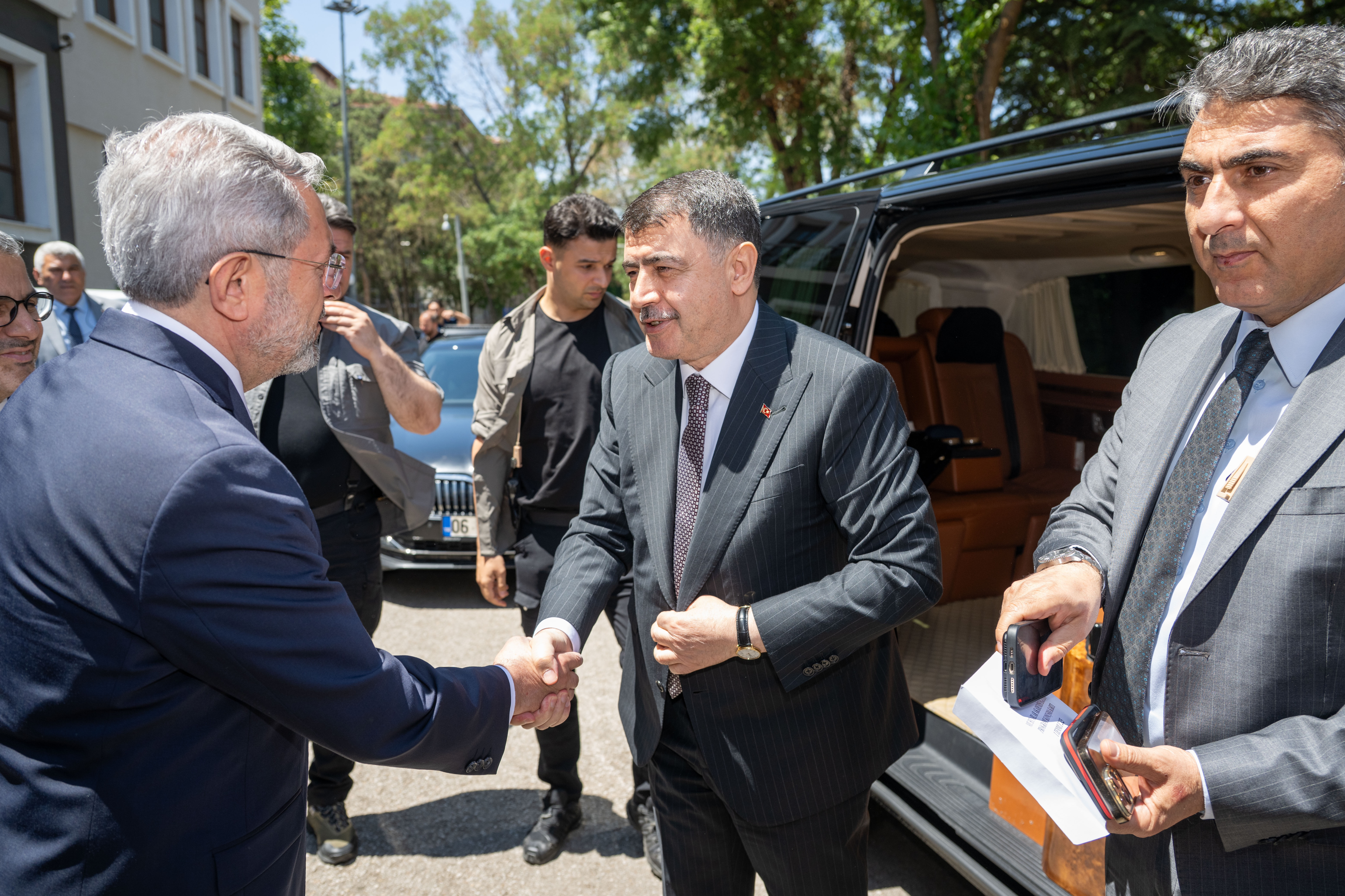 Ankara Valisi Şahin'den orman yangınlarına karşı toplumsal duyarlılık çağrısı:
