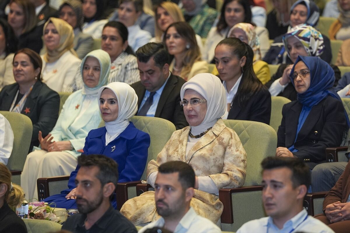Aile ve Sosyal Hizmetler Bakanı Göktaş, Koruyucu Aile Günü Programı'nda konuştu: