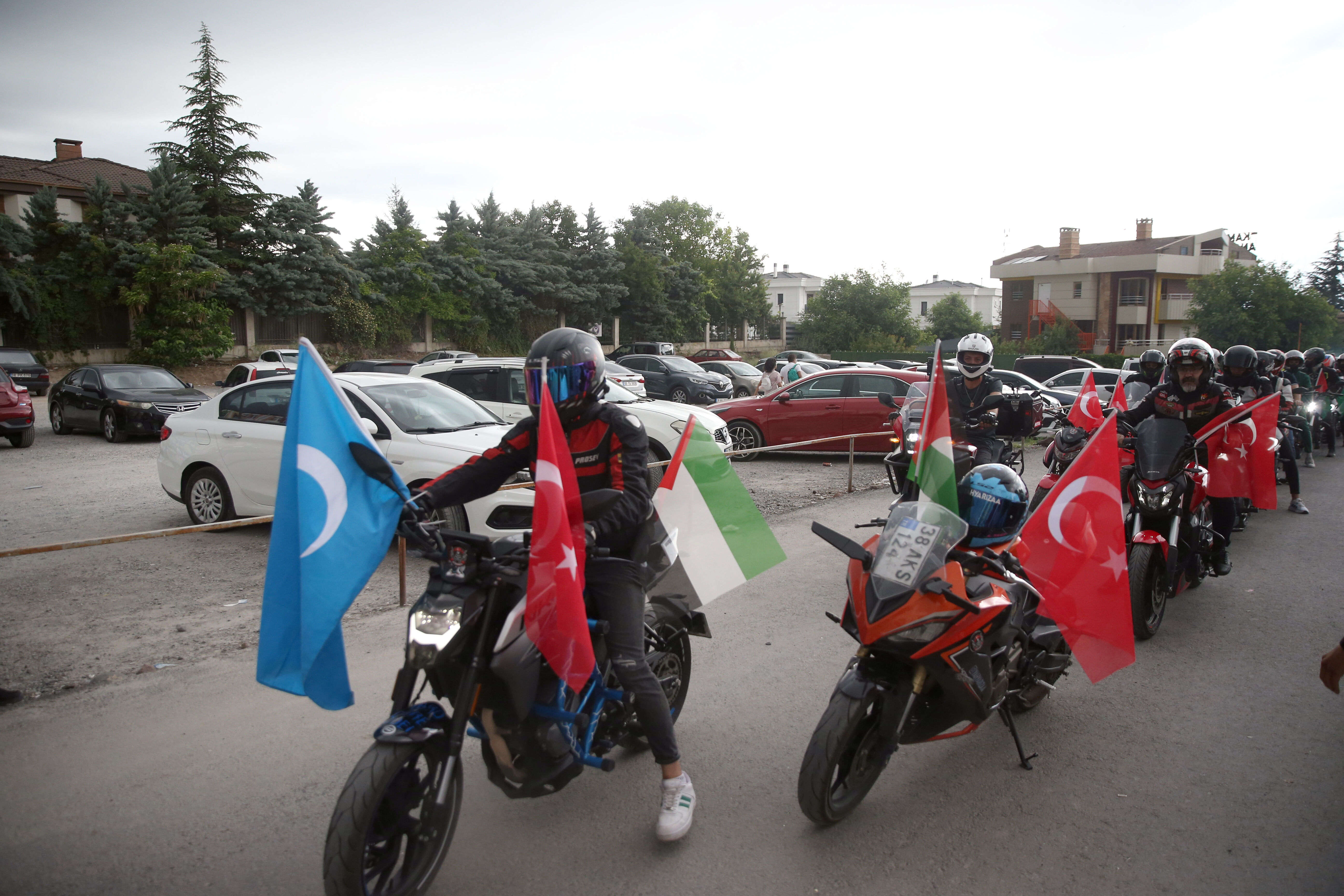 Kayseri'de motosiklet grubu Gazze'ye destek için sokaklarda tur attı