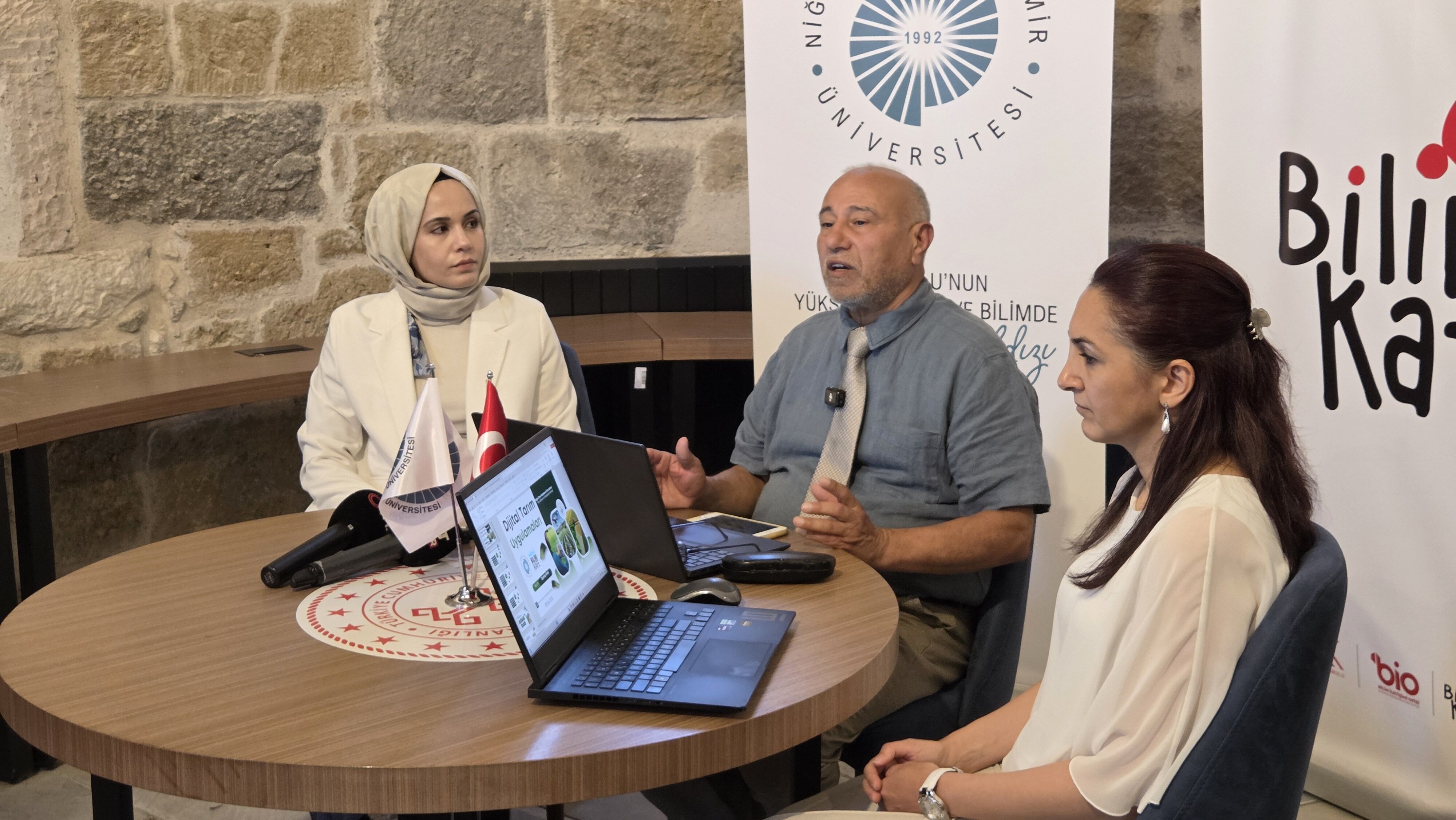 NÖHÜ'de 'Bilim Kafe' etkinliği düzenlendi