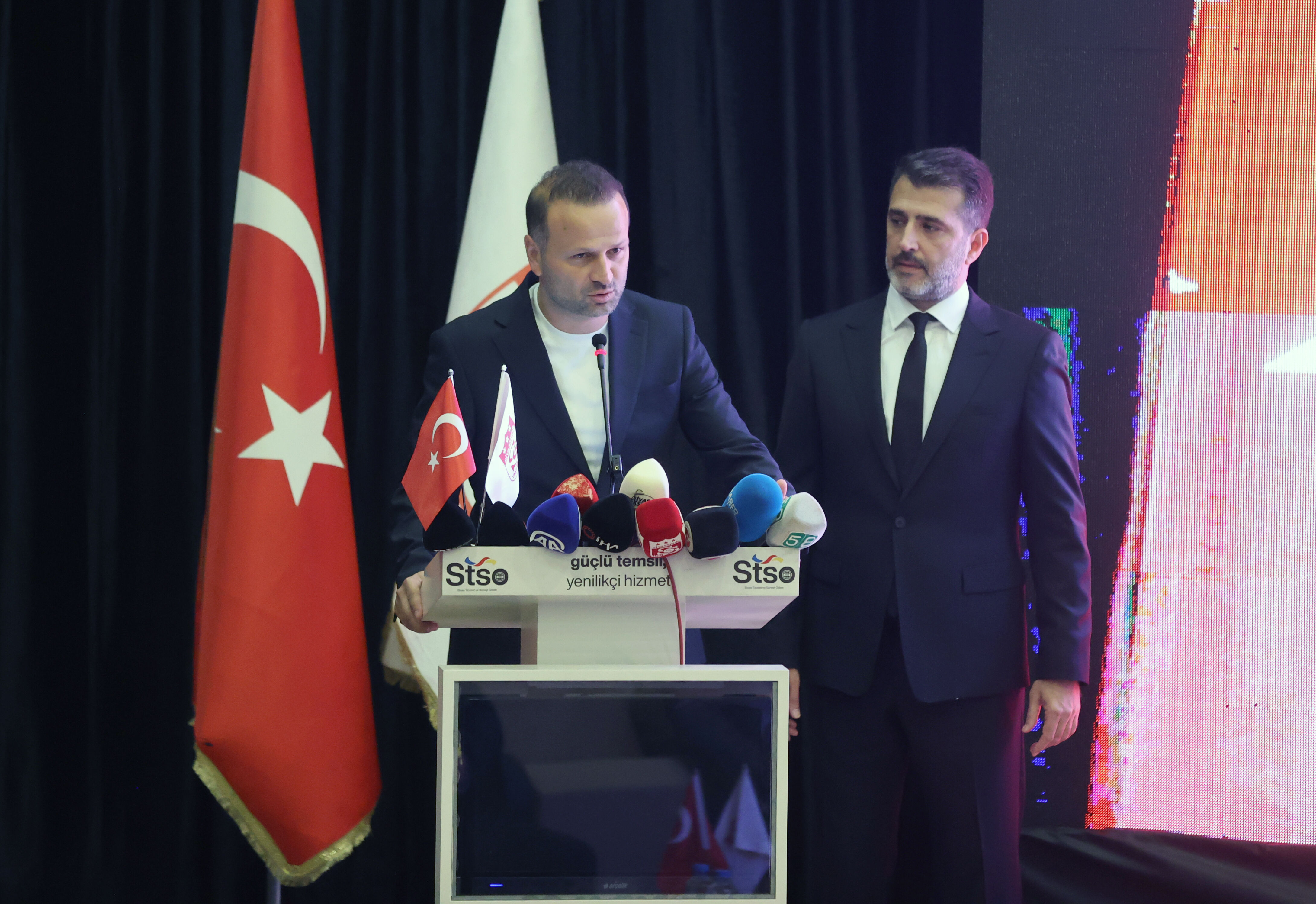 Sivasspor, teknik direktör Osman Zeki Korkmaz ile anlaşma sağladı
