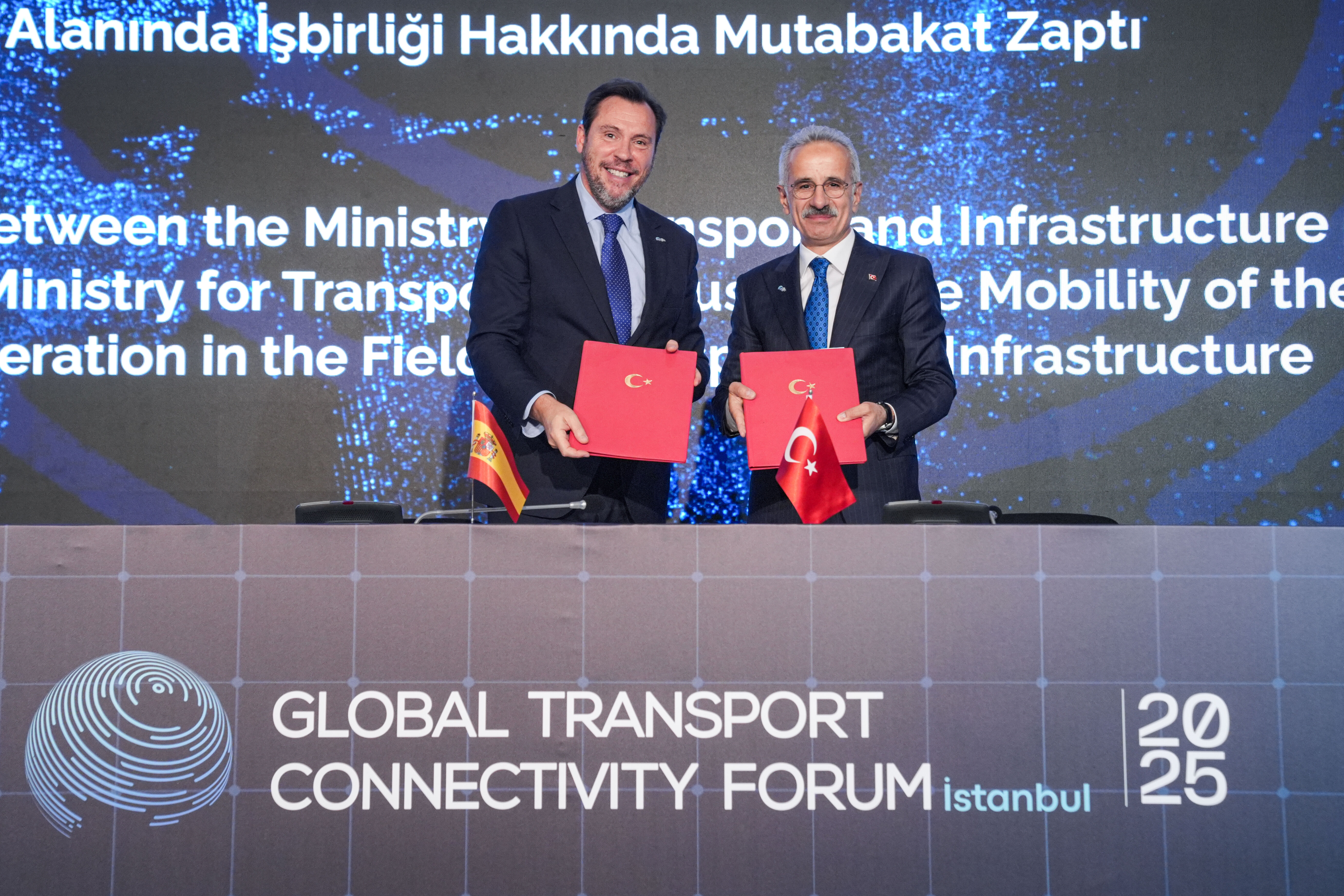 Türkiye ile İspanya ulaştırma ve altyapı alanında işbirliği yaptı