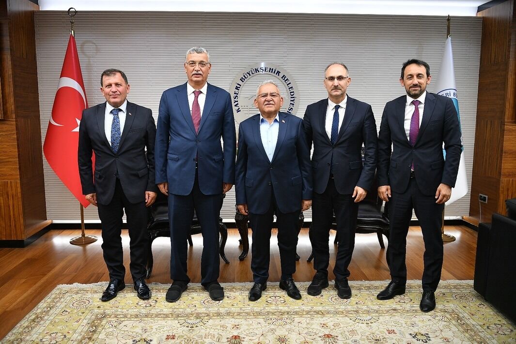 Büyükşehir'de Avrupa Spor Şehri Kayseri'nin spor projeleri masaya yatırıldı