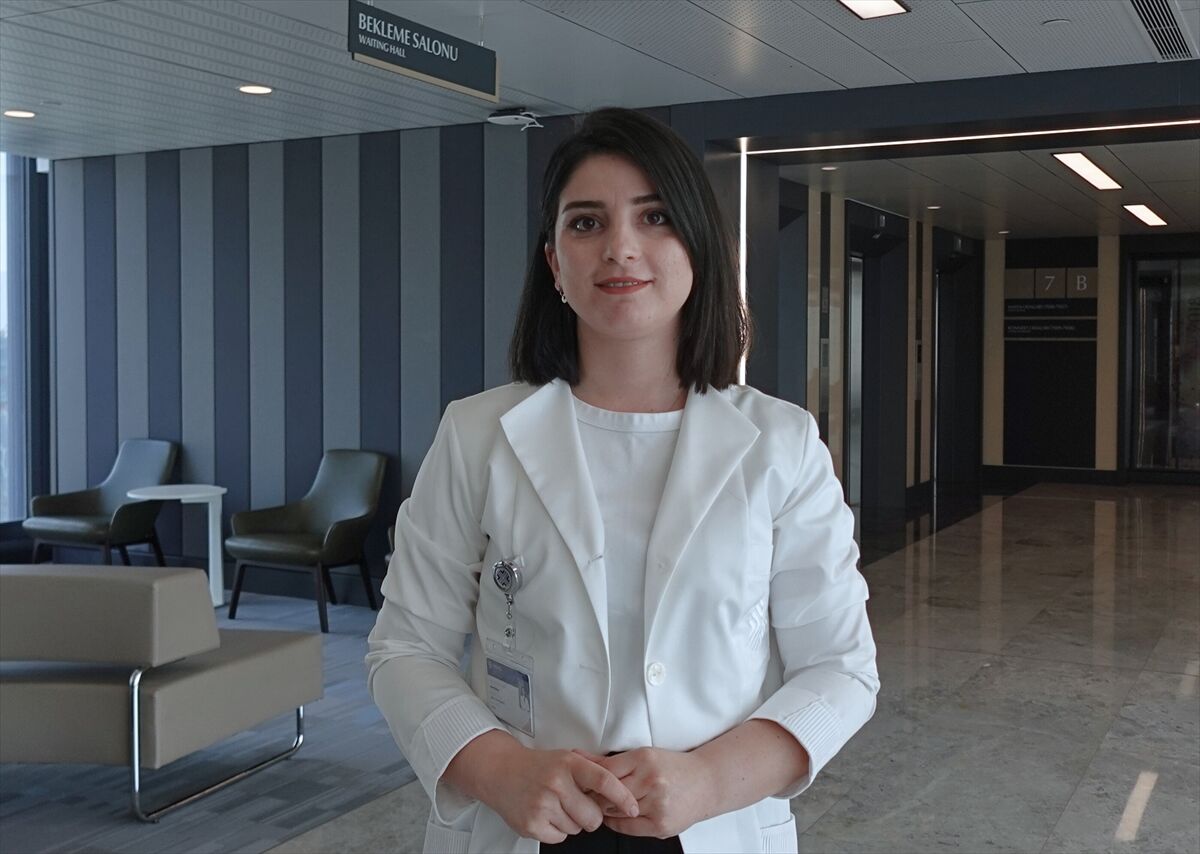 Görünüm baskısı ve psikolojik travmalar anoreksiya nervozayı tetikleyebiliyor