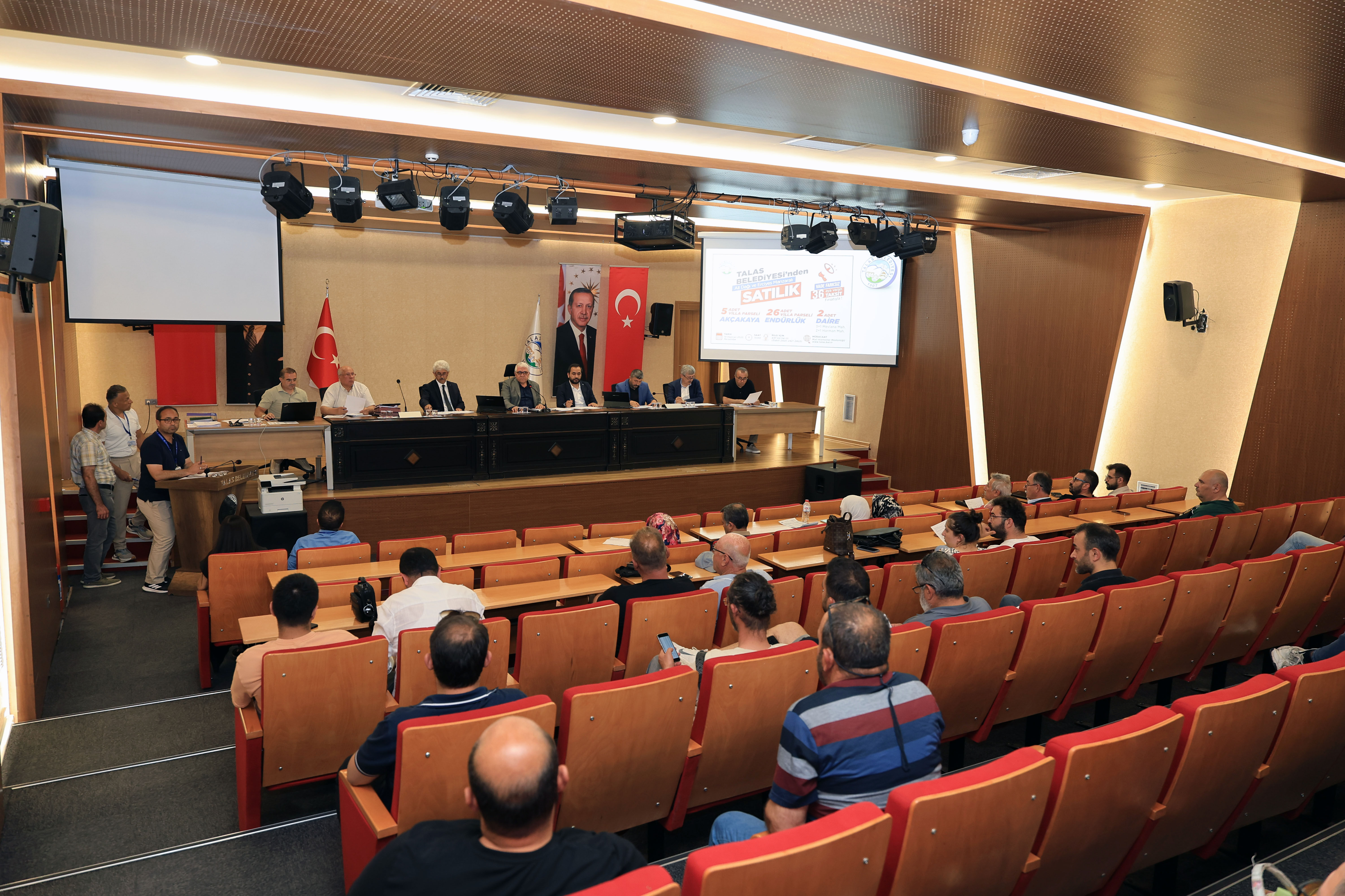 Talas Belediyesi, satışa çıkardığı gayrimenkullerden 35 milyon lira gelir elde etti